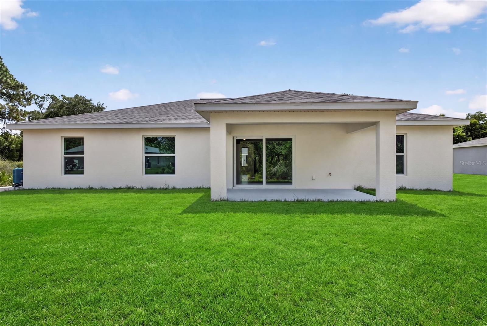 151 Kirby St Property Photo 31