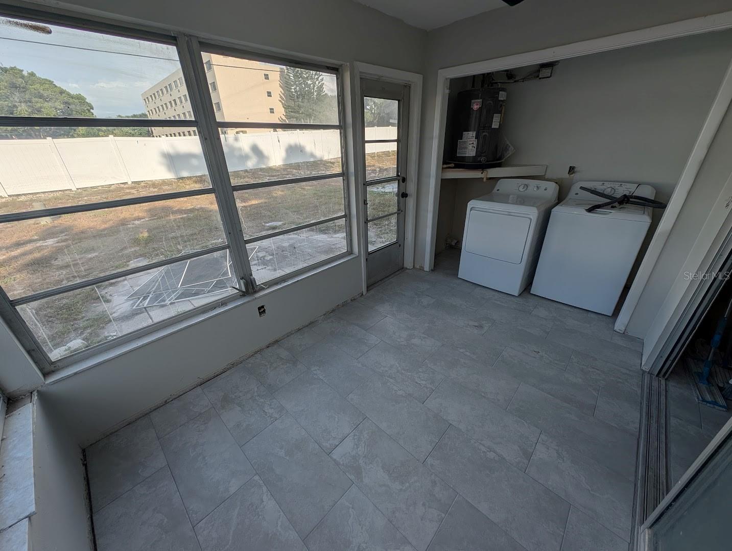 2888 Bancroft Cir E #5b Property Photo 7