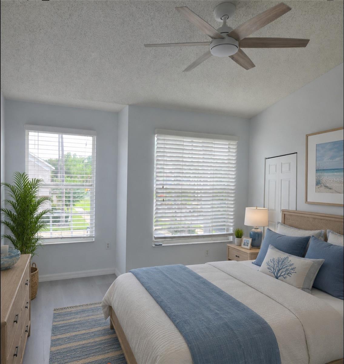 734 Kensington Lake Cir #brandon Property Photo 8