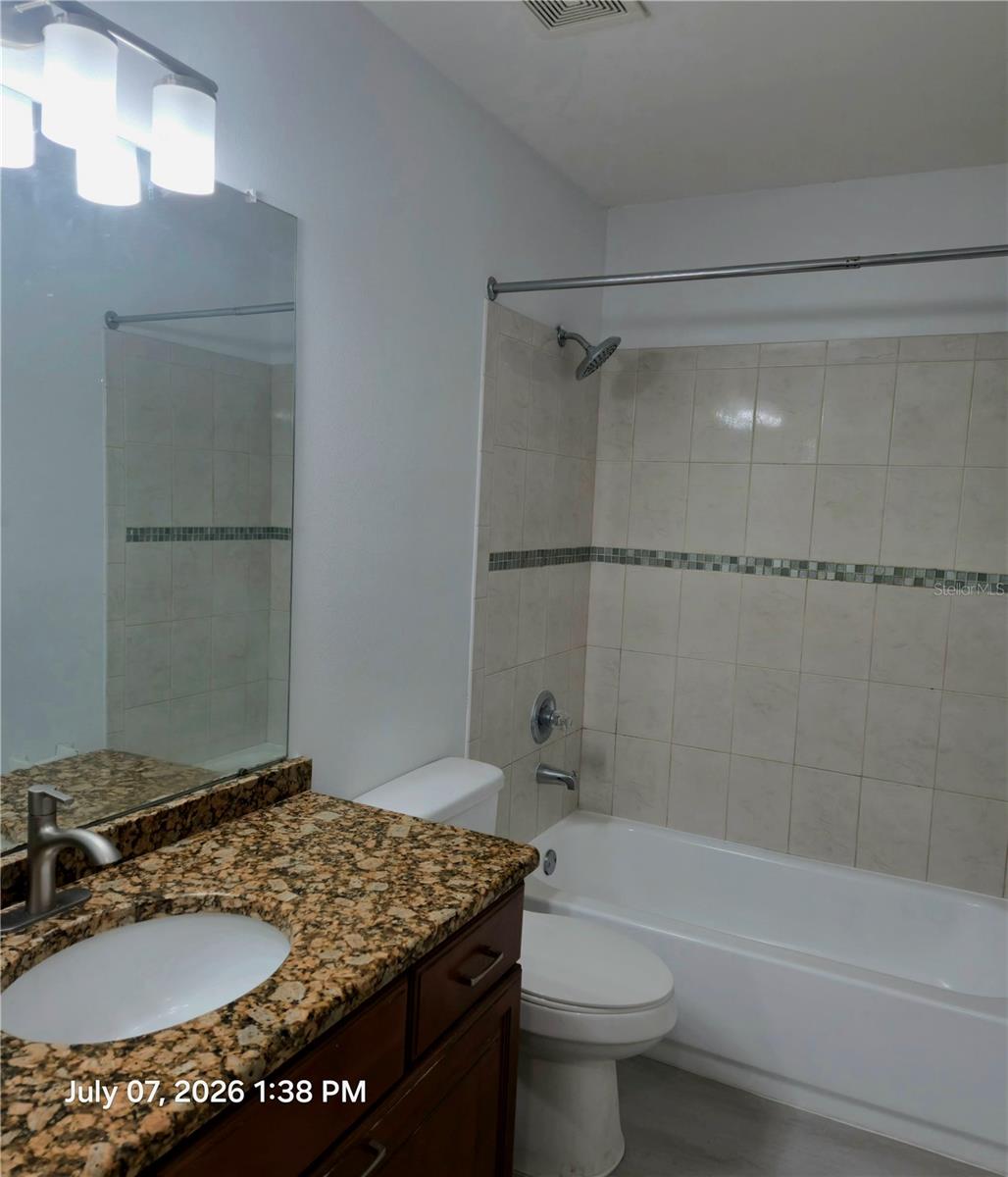 734 Kensington Lake Cir #brandon Property Photo 19