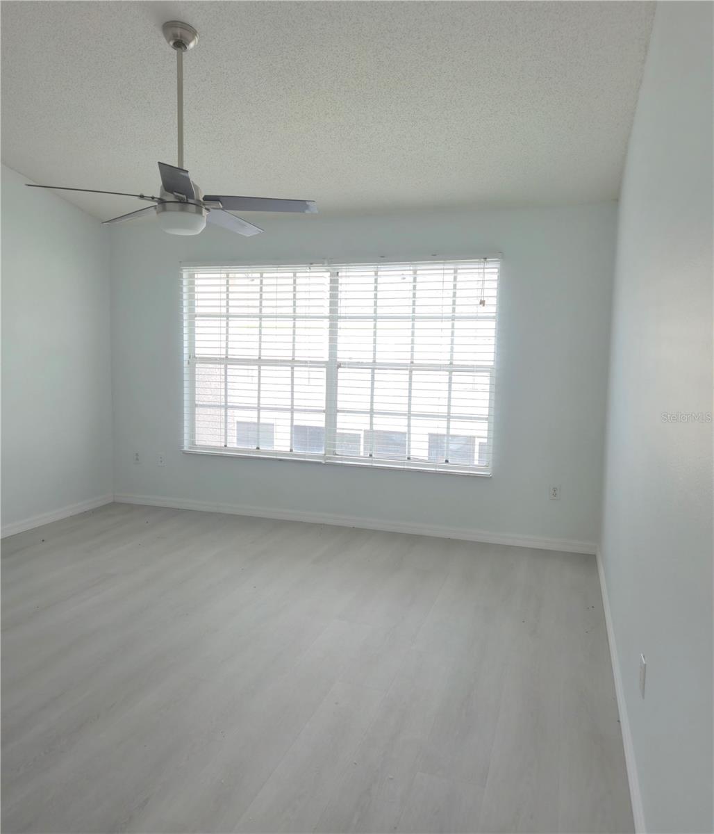734 Kensington Lake Cir #brandon Property Photo 20