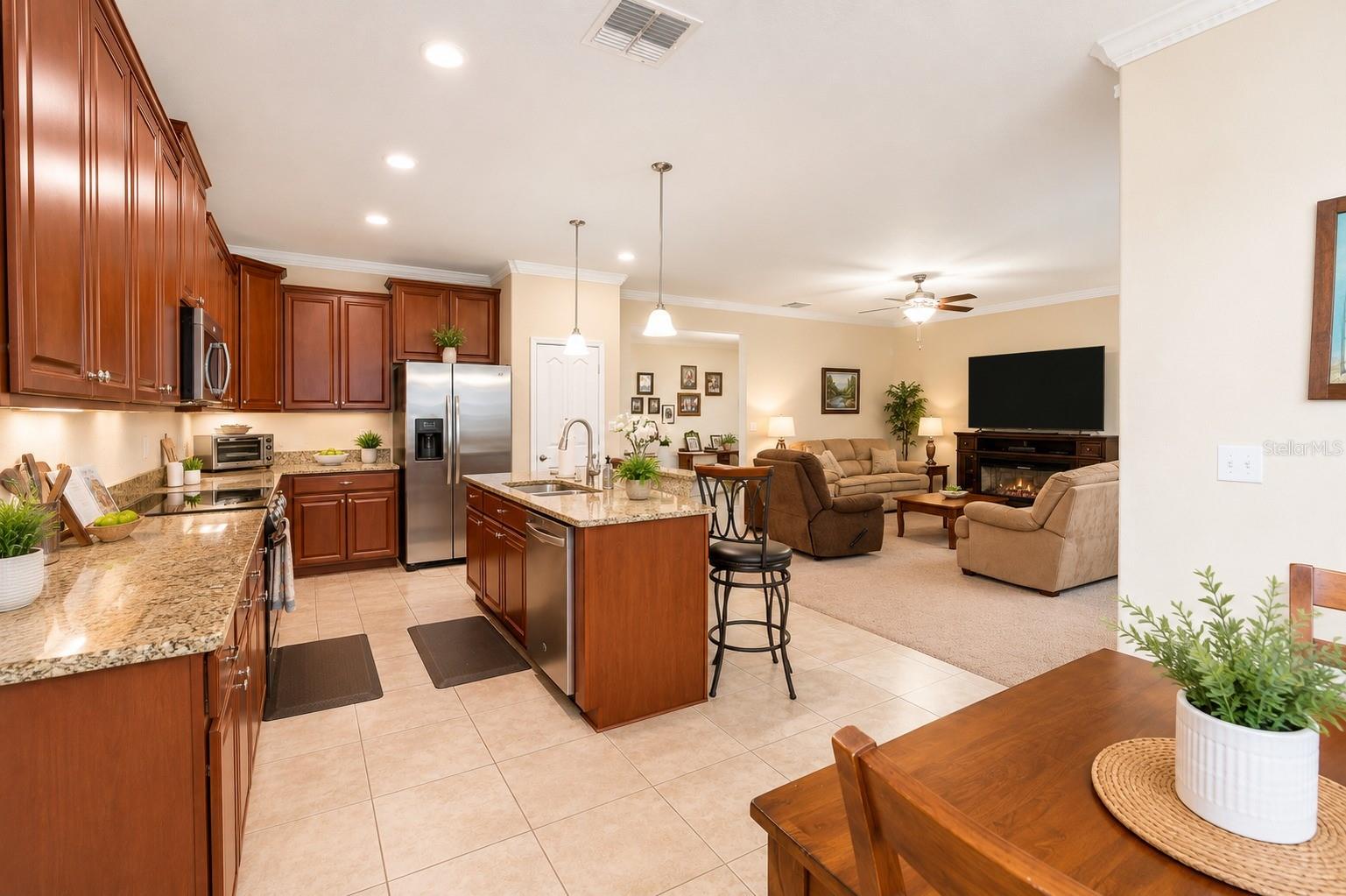 13842 Bee Tree Ct Property Photo 4