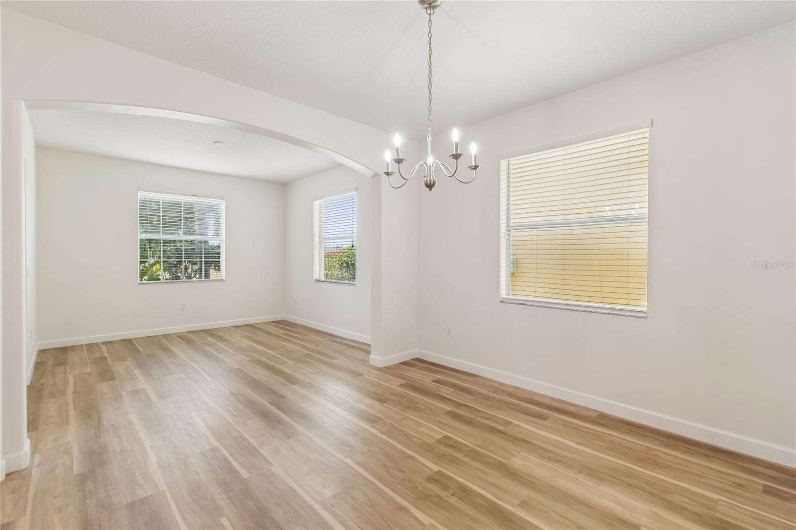 12410 Latchford Stream Pl Property Photo 7