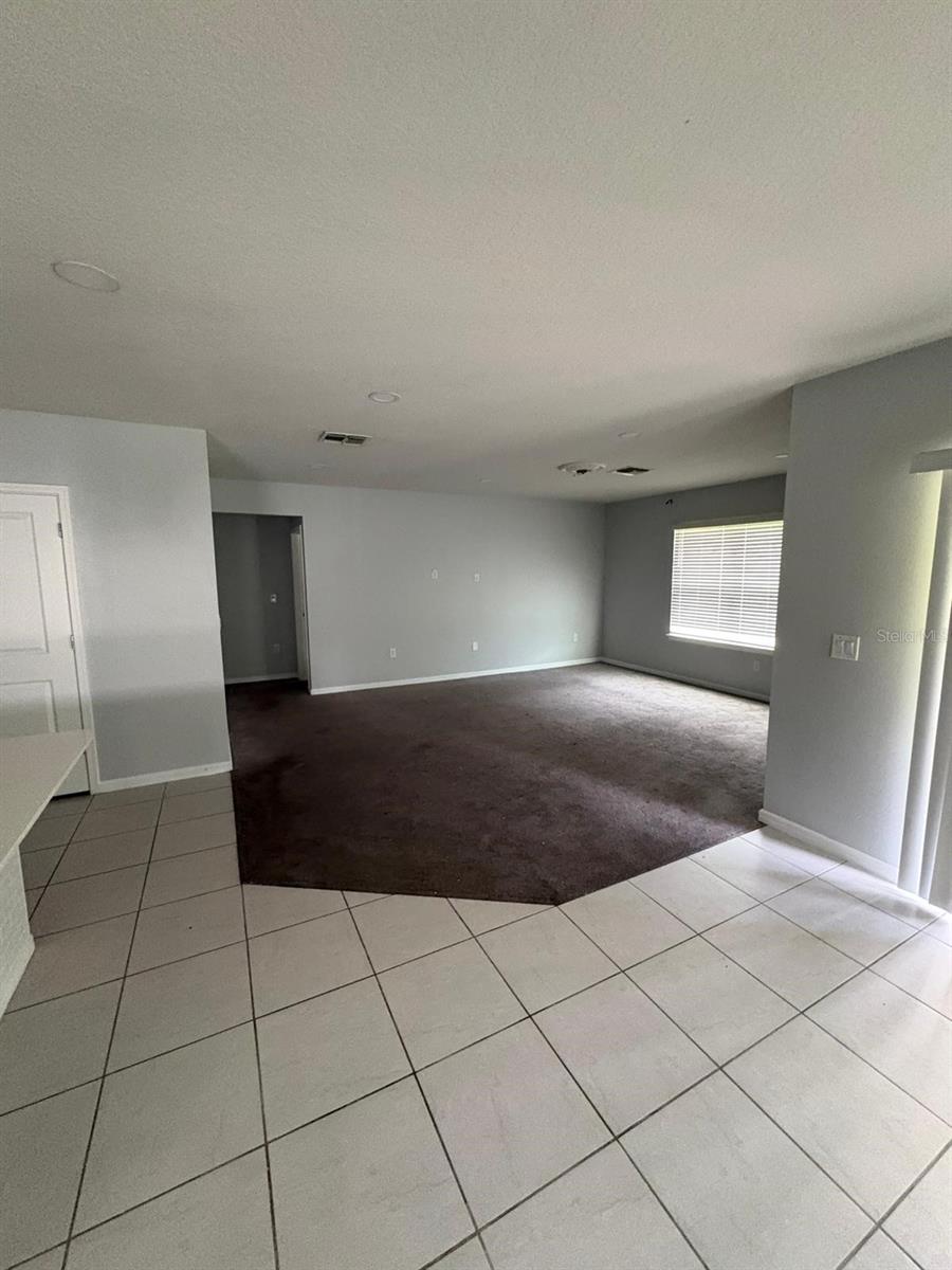 30243 Marquette Ave Property Photo 9