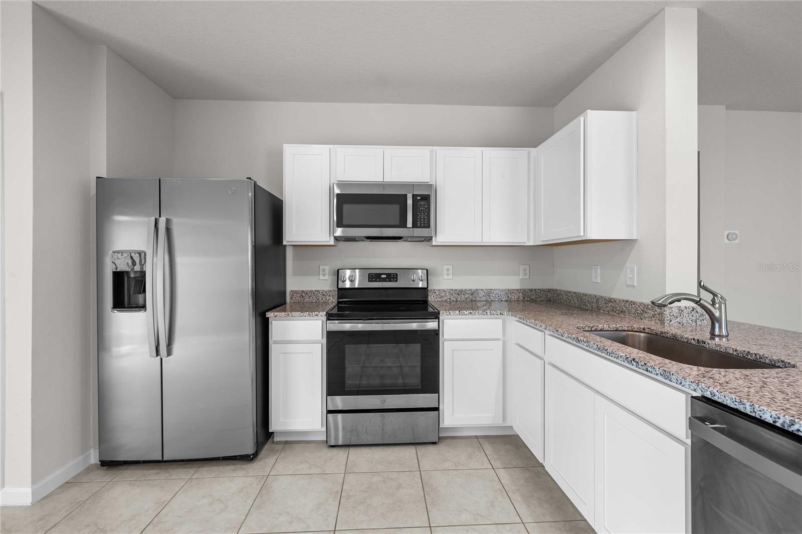35155 Jomar Ave Property Photo 3