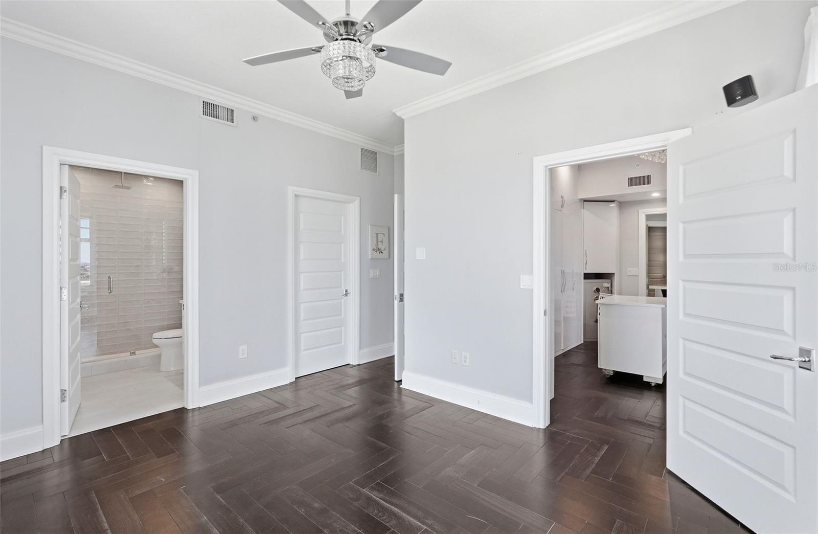 100 Beach Dr Ne #1900 Property Photo 35