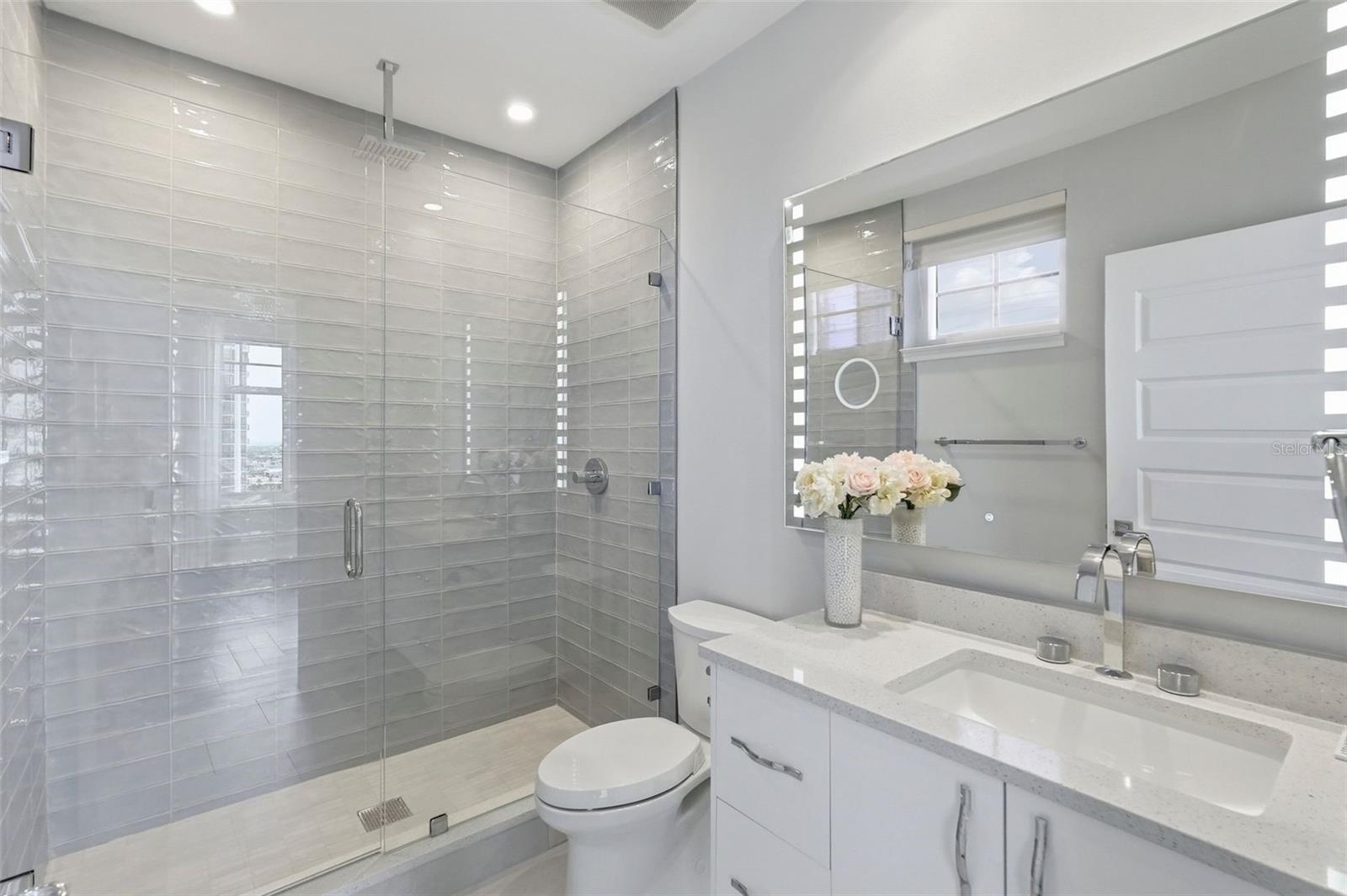 100 Beach Dr Ne #1900 Property Photo 36
