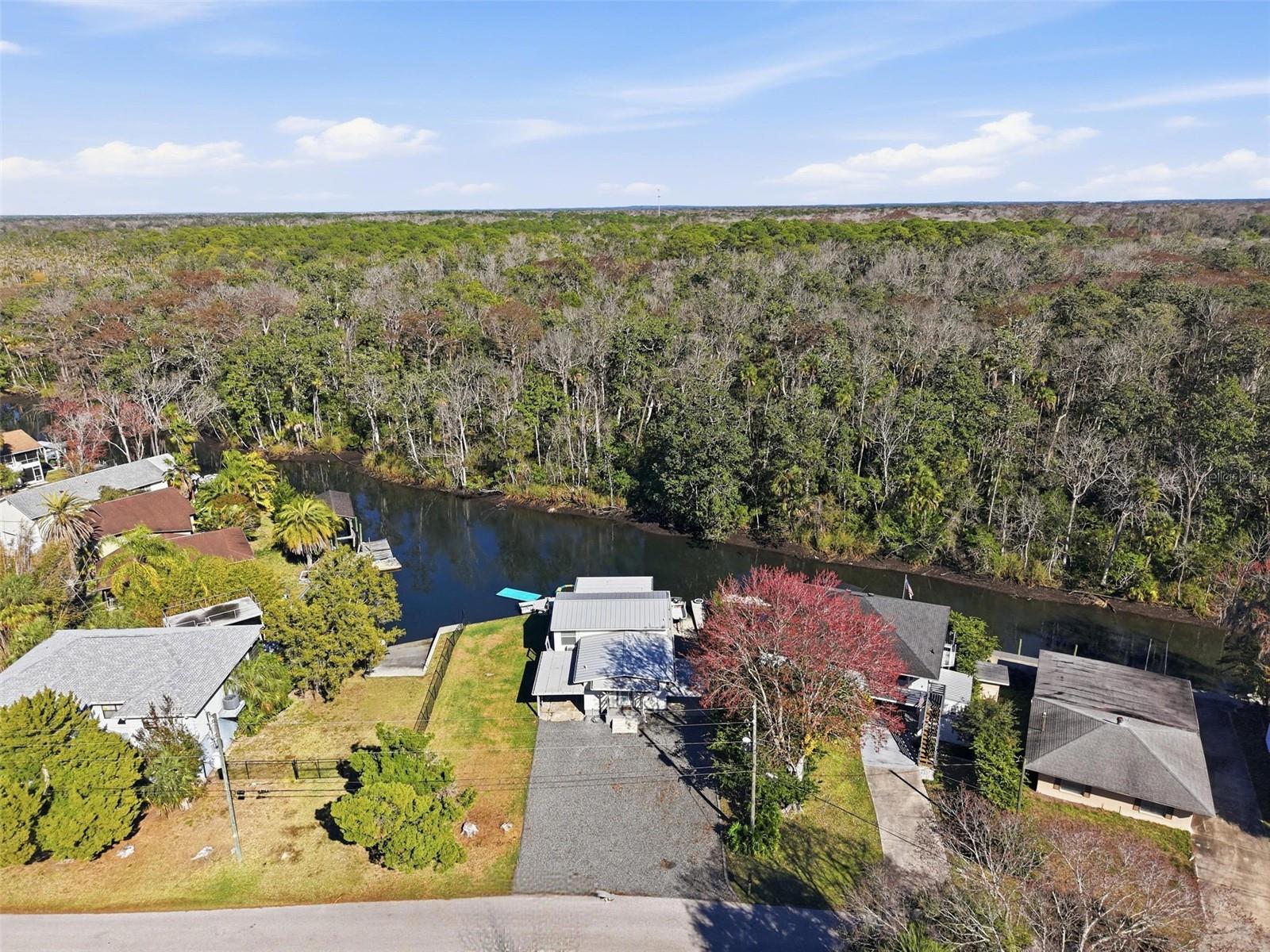 7266 Tropical Dr Property Photo 3