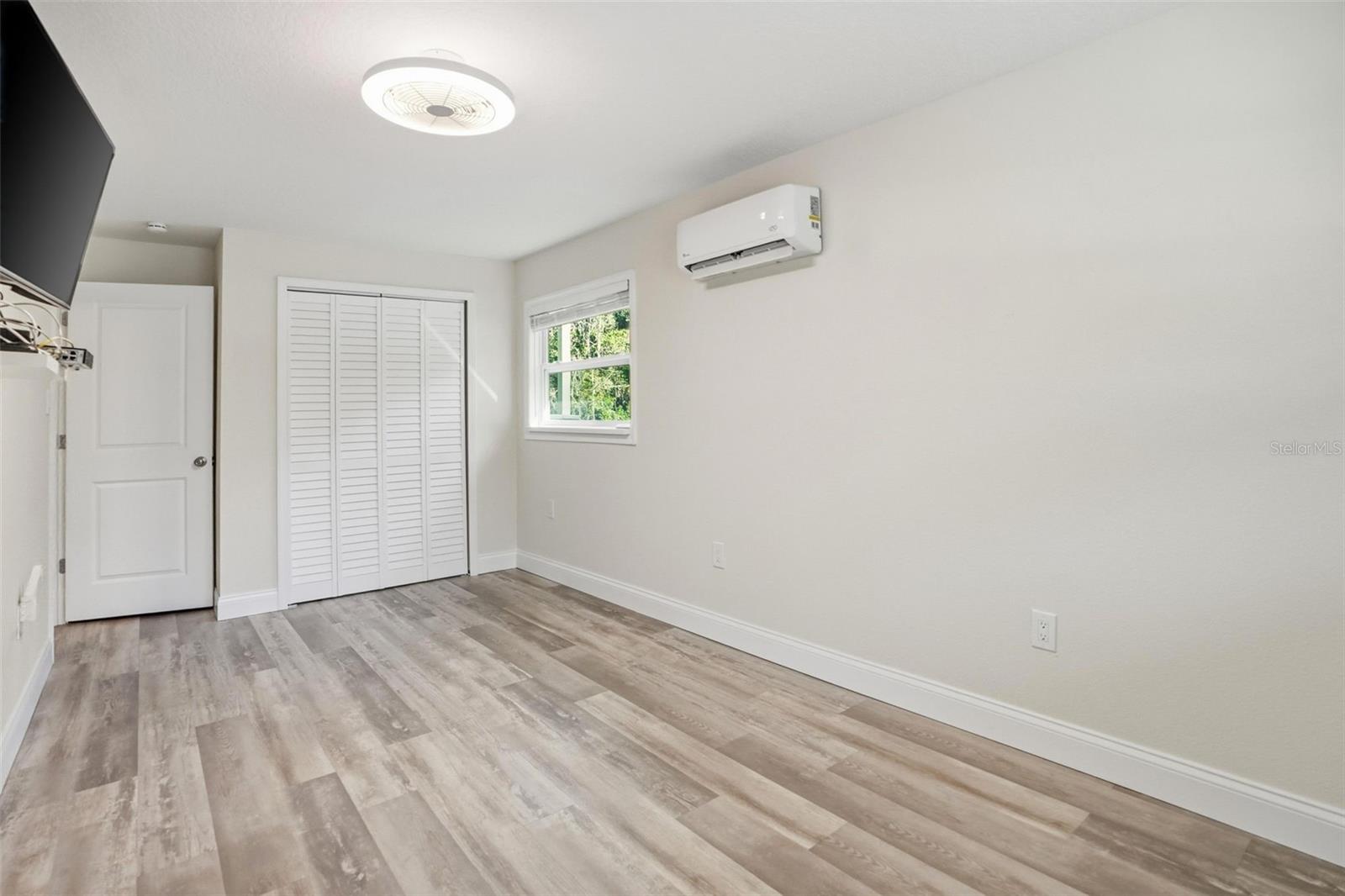 7266 Tropical Dr Property Photo 17