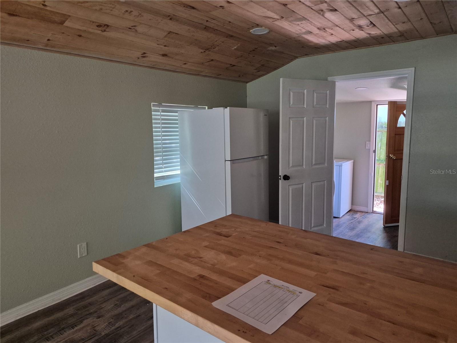 7409 Rhode Island Dr Property Photo 7