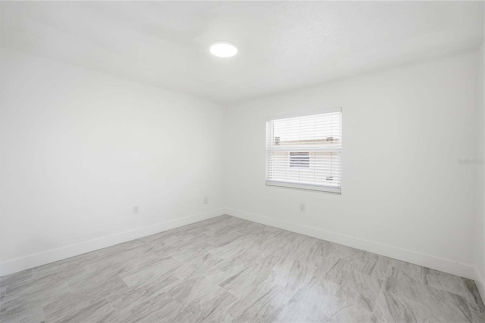 7309 N Hutton Pl #d Property Photo 15