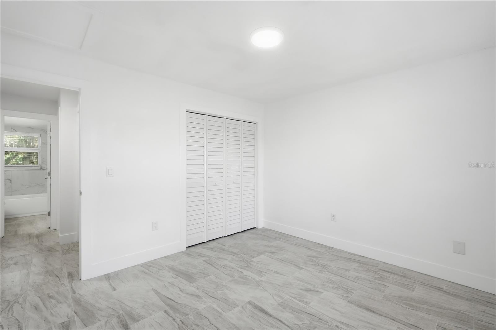 7309 N Hutton Pl #d Property Photo 16