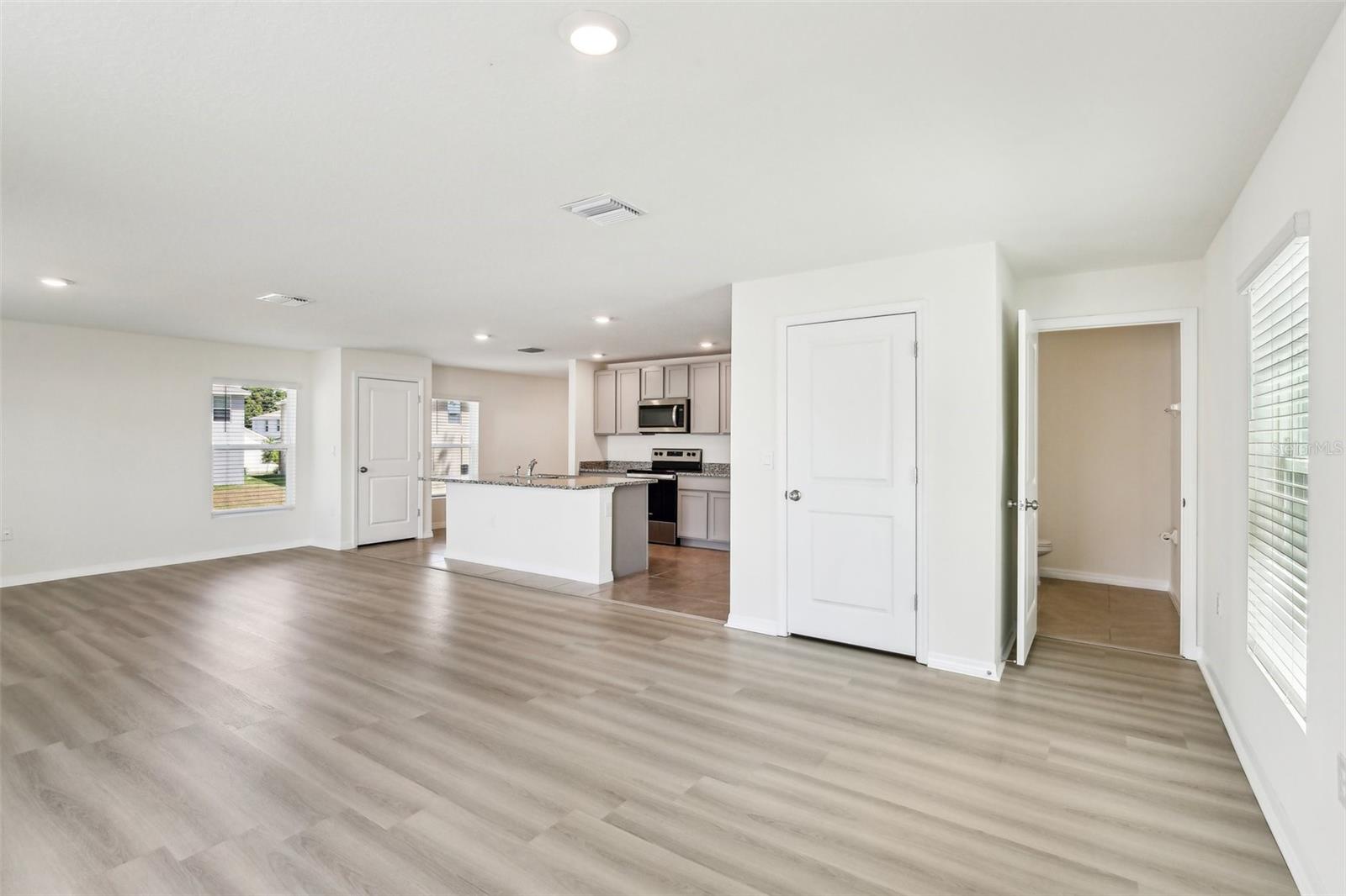 36557 Night Strawberry Ct Property Photo 7