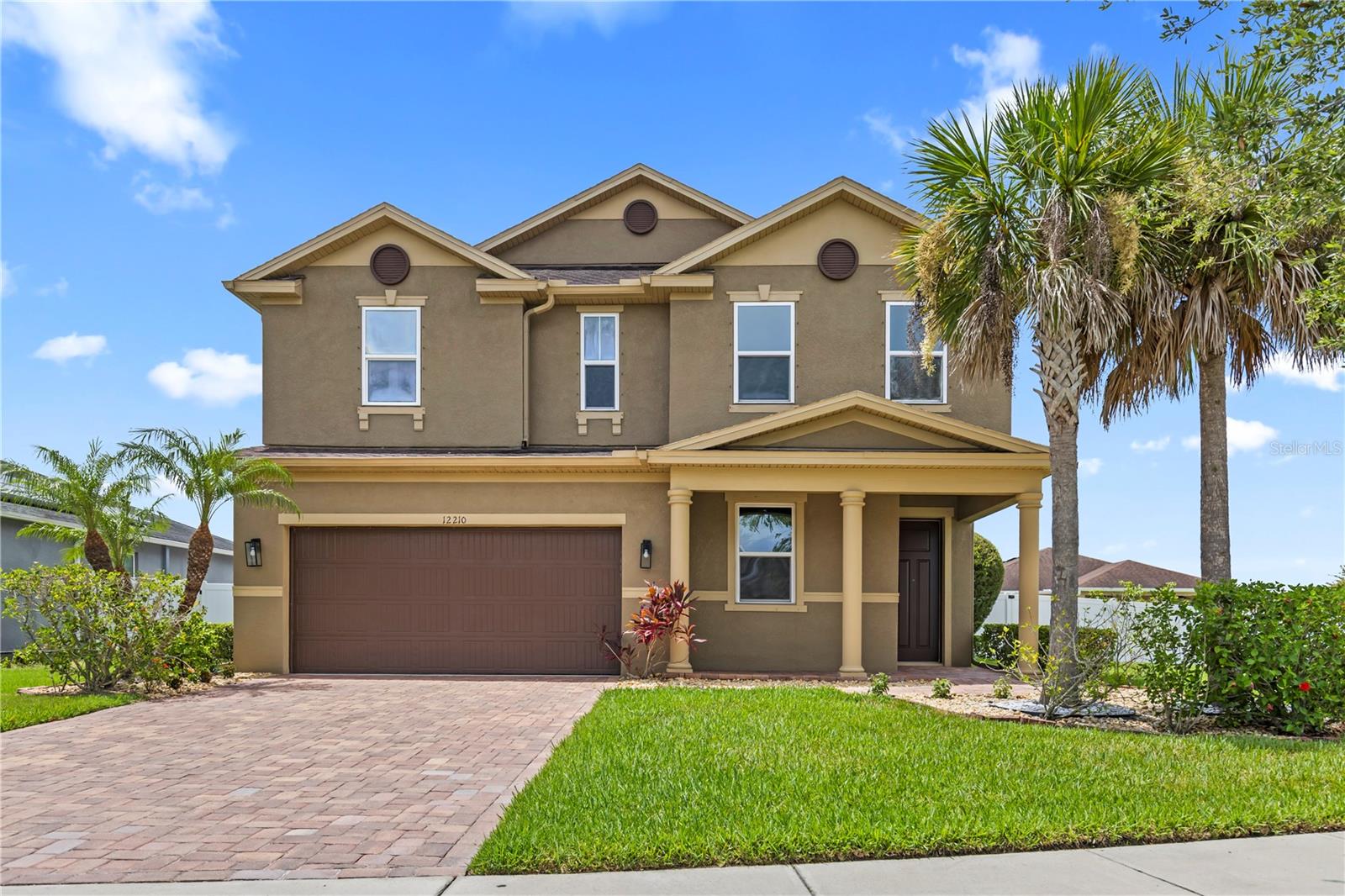 12210 Moss Lake Loop Property Photo 1