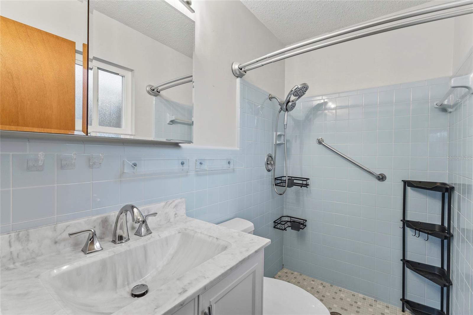 611 Leona Ave Property Photo 12