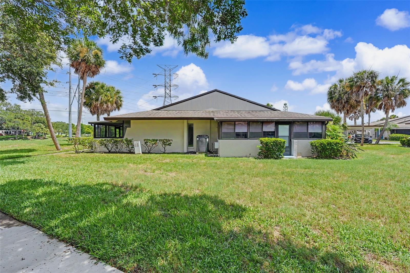 1502 16th Cir Se Property Photo 32