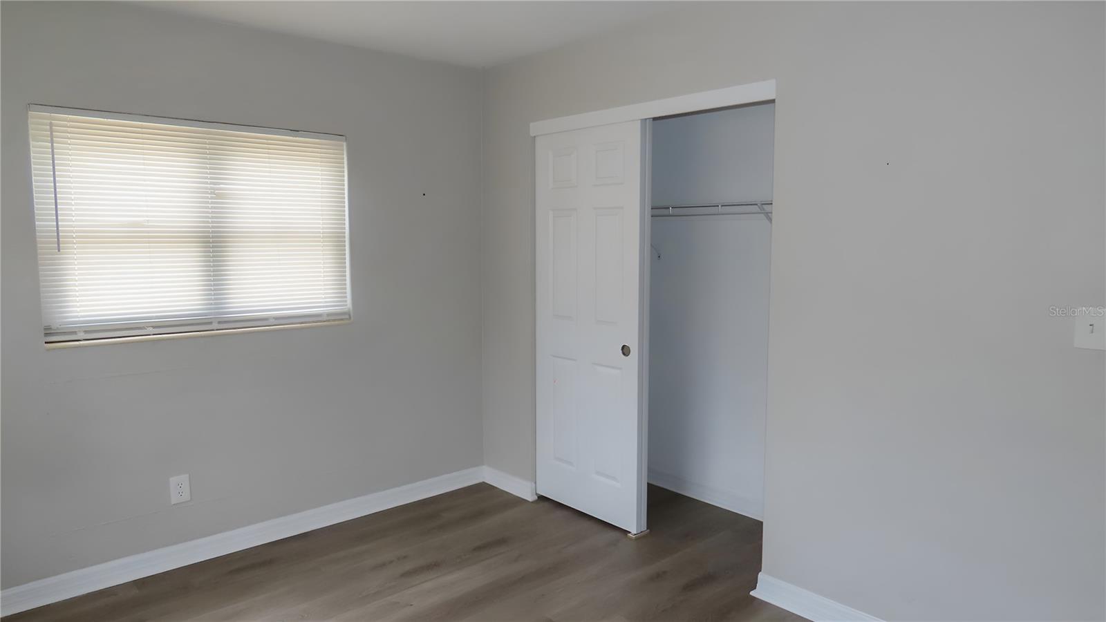 12208 105th St Property Photo 7