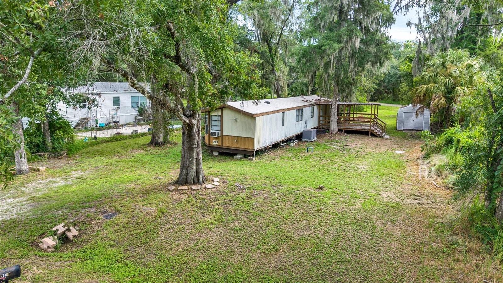 3913 Alafia Blvd Property Photo 2