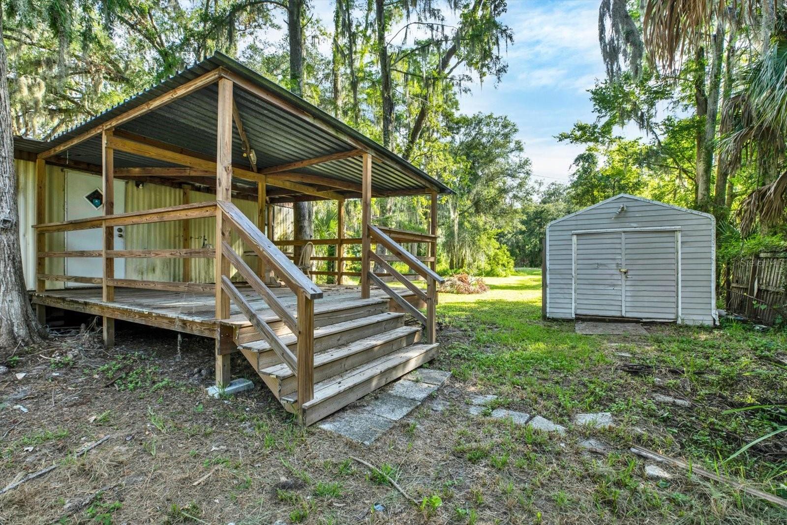3913 Alafia Blvd Property Photo 9