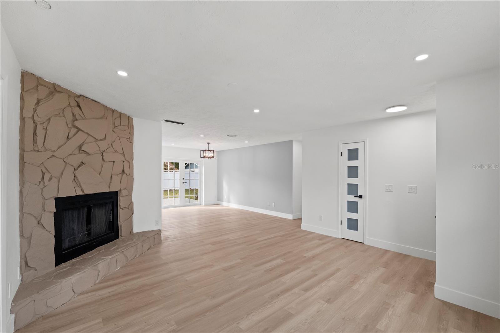 3206 Las Brisas Dr Property Photo 11