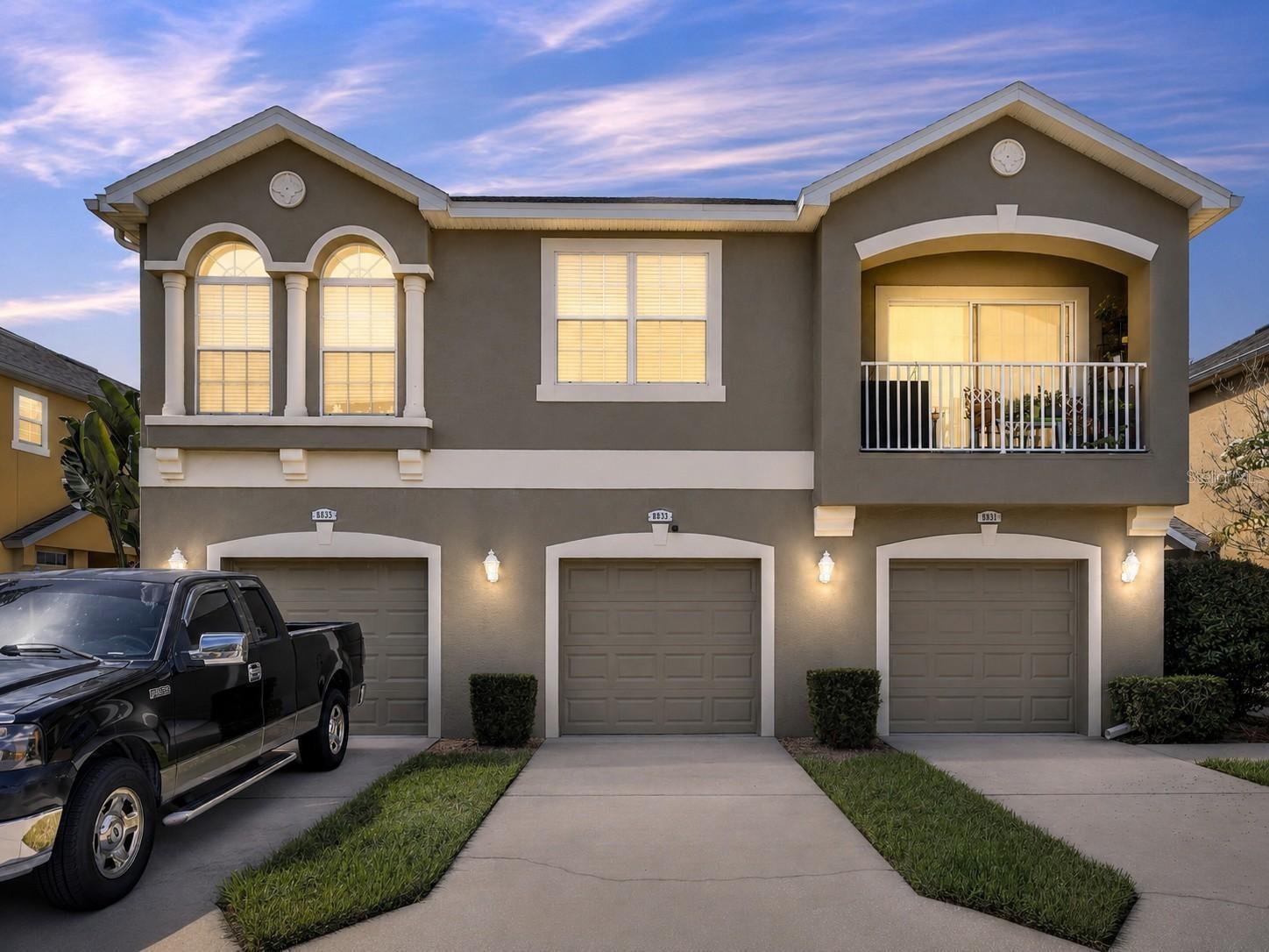 8833 MOONLIT MEADOWS LOOP Property Photo 1