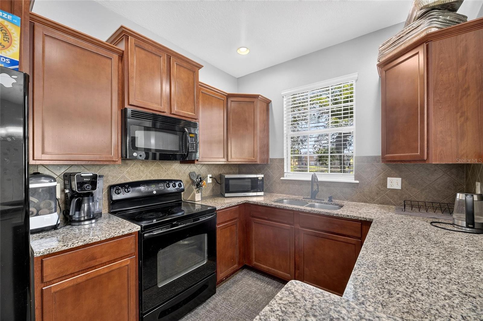 8833 Moonlit Meadows Loop Property Photo 11