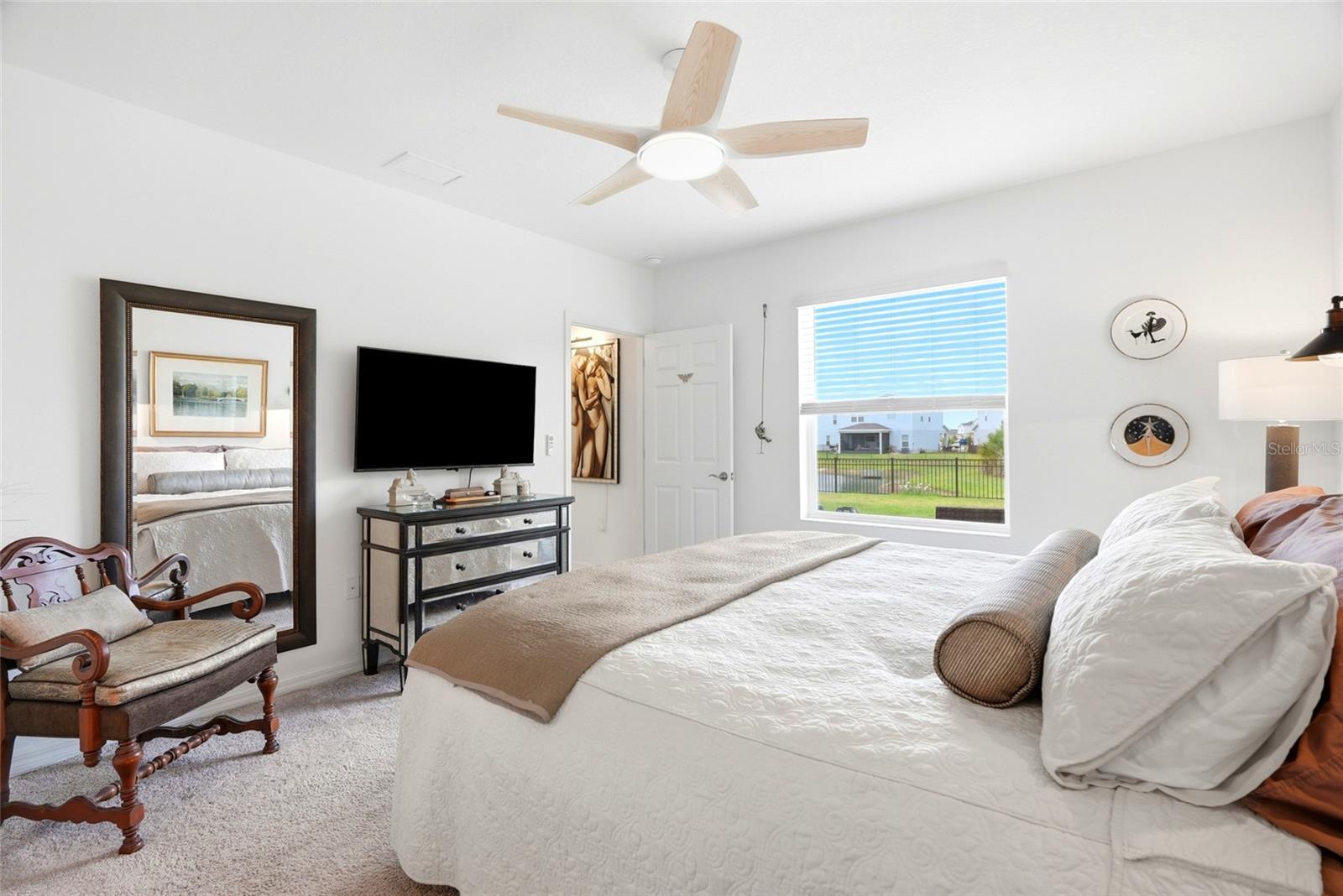9860 Last Light Gln Property Photo 11