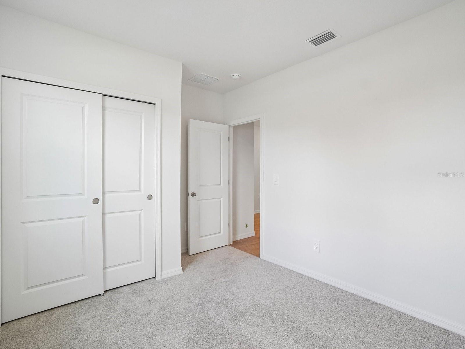 1642 Bark Ridge Dr Property Photo 9