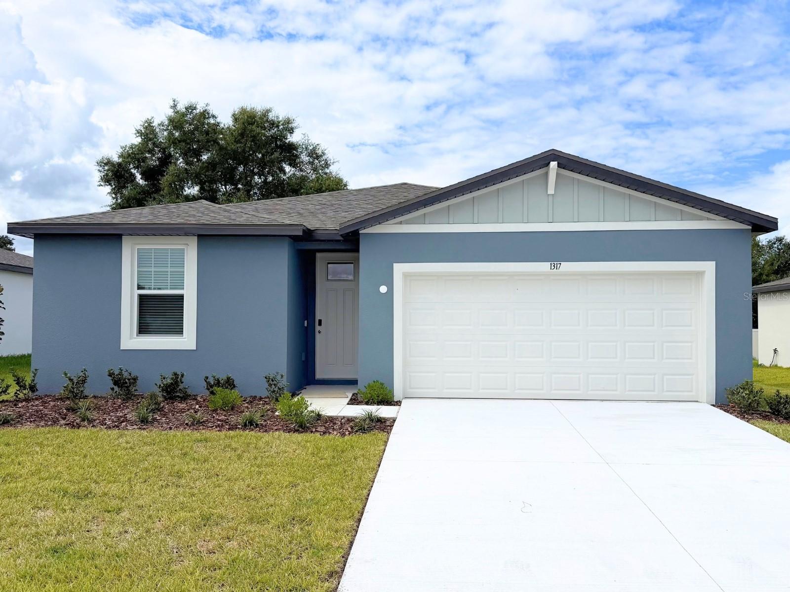 1317 Oak Valley Dr Property Photo 1