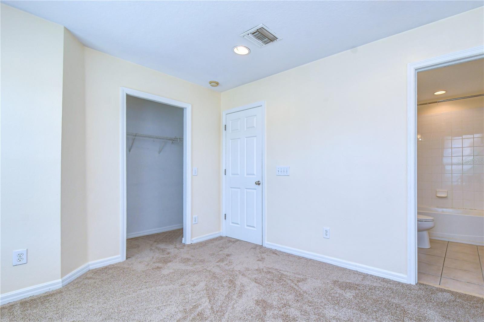 6919 Towering Spruce Dr Property Photo 27