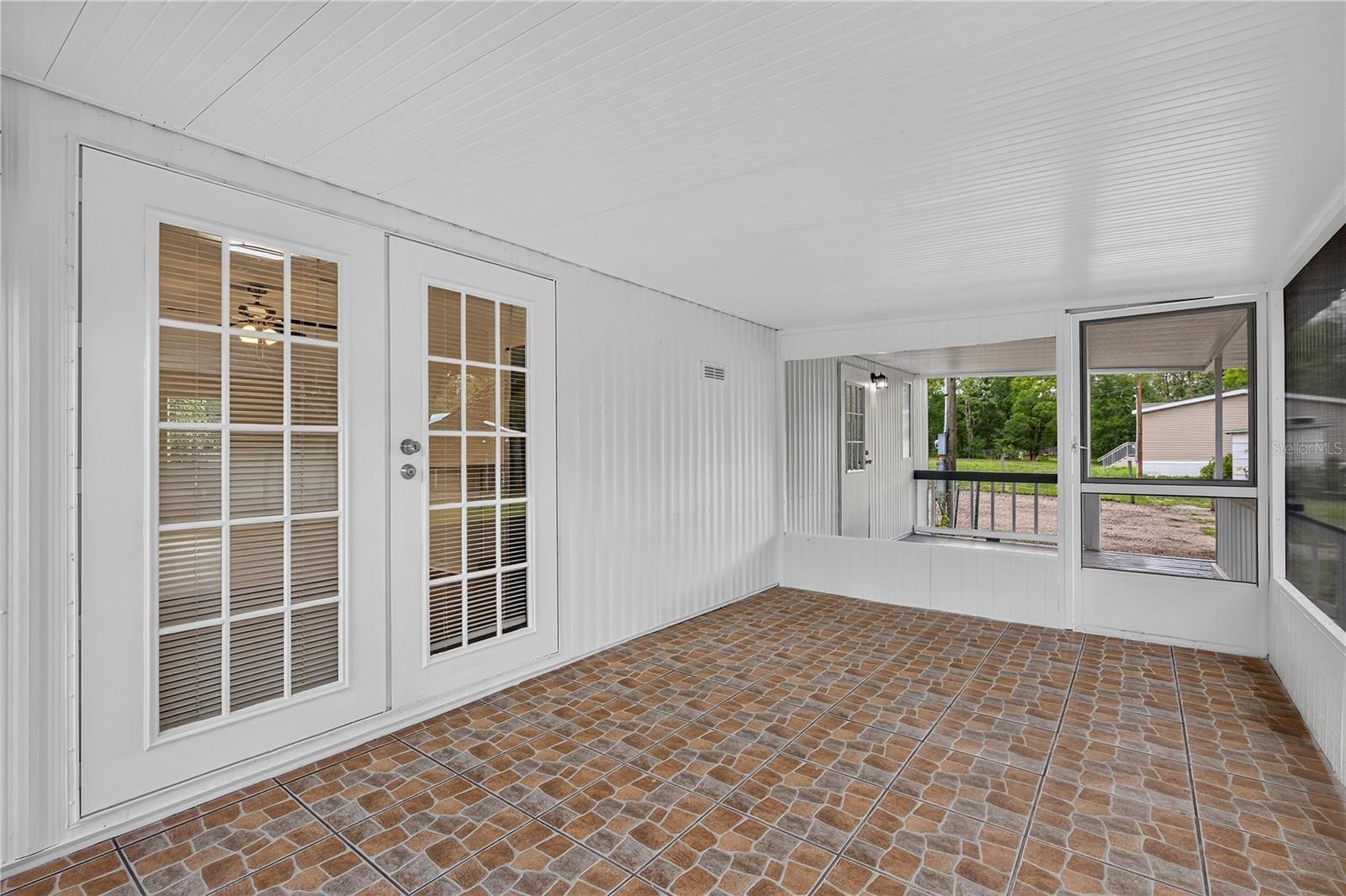 17544 Galveston St Property Photo 23