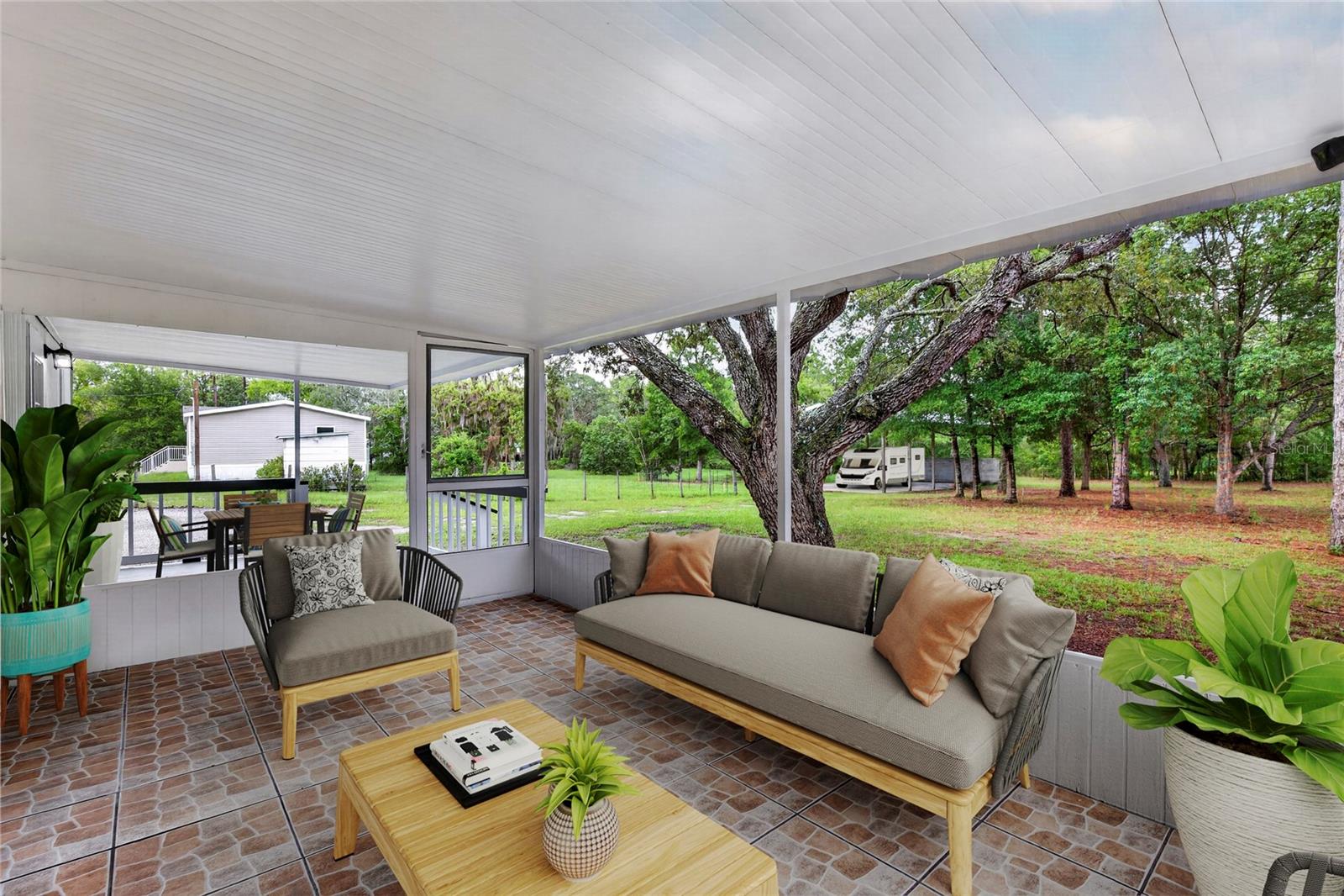 17544 Galveston St Property Photo 24