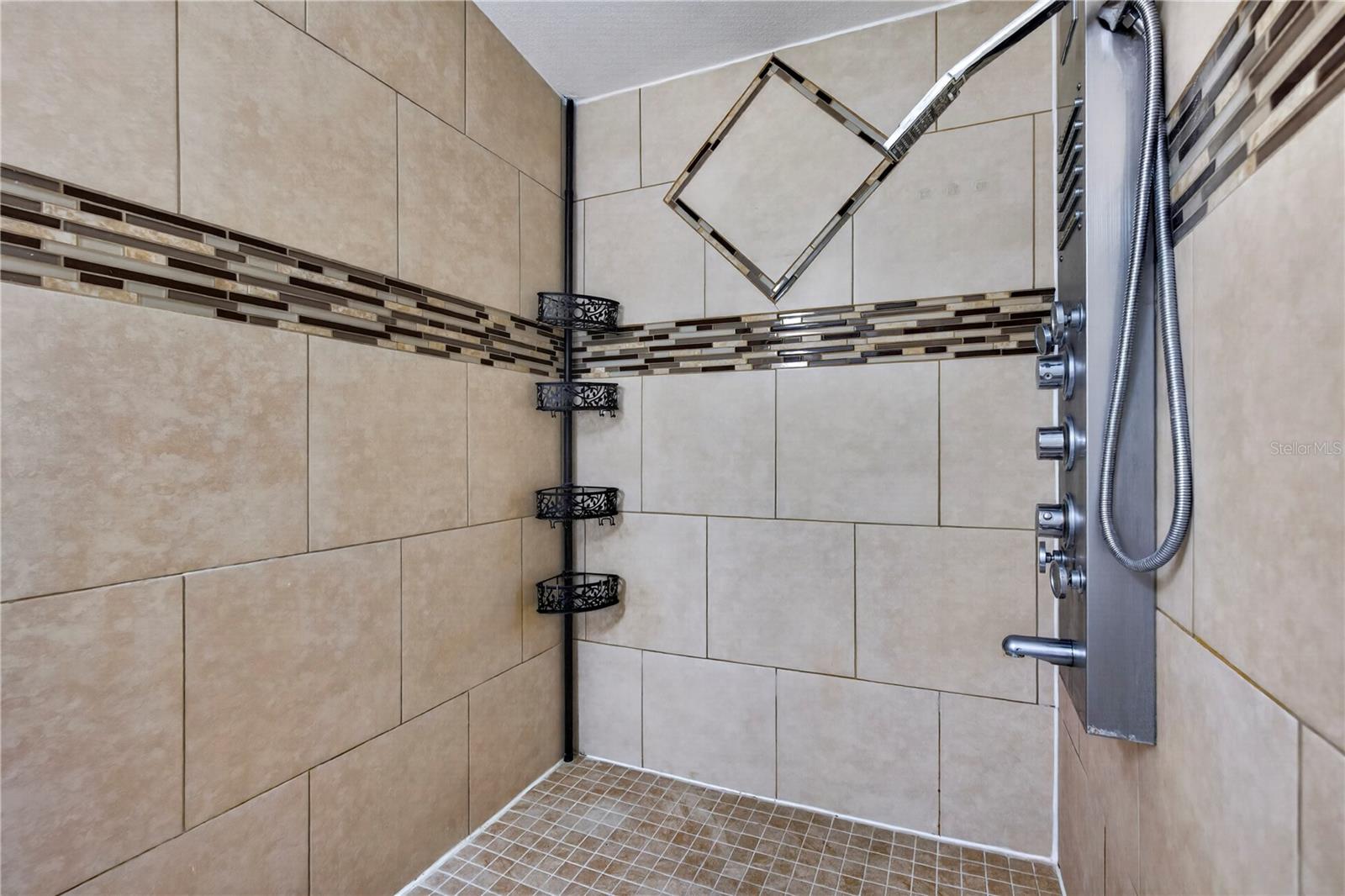 17544 Galveston St Property Photo 45