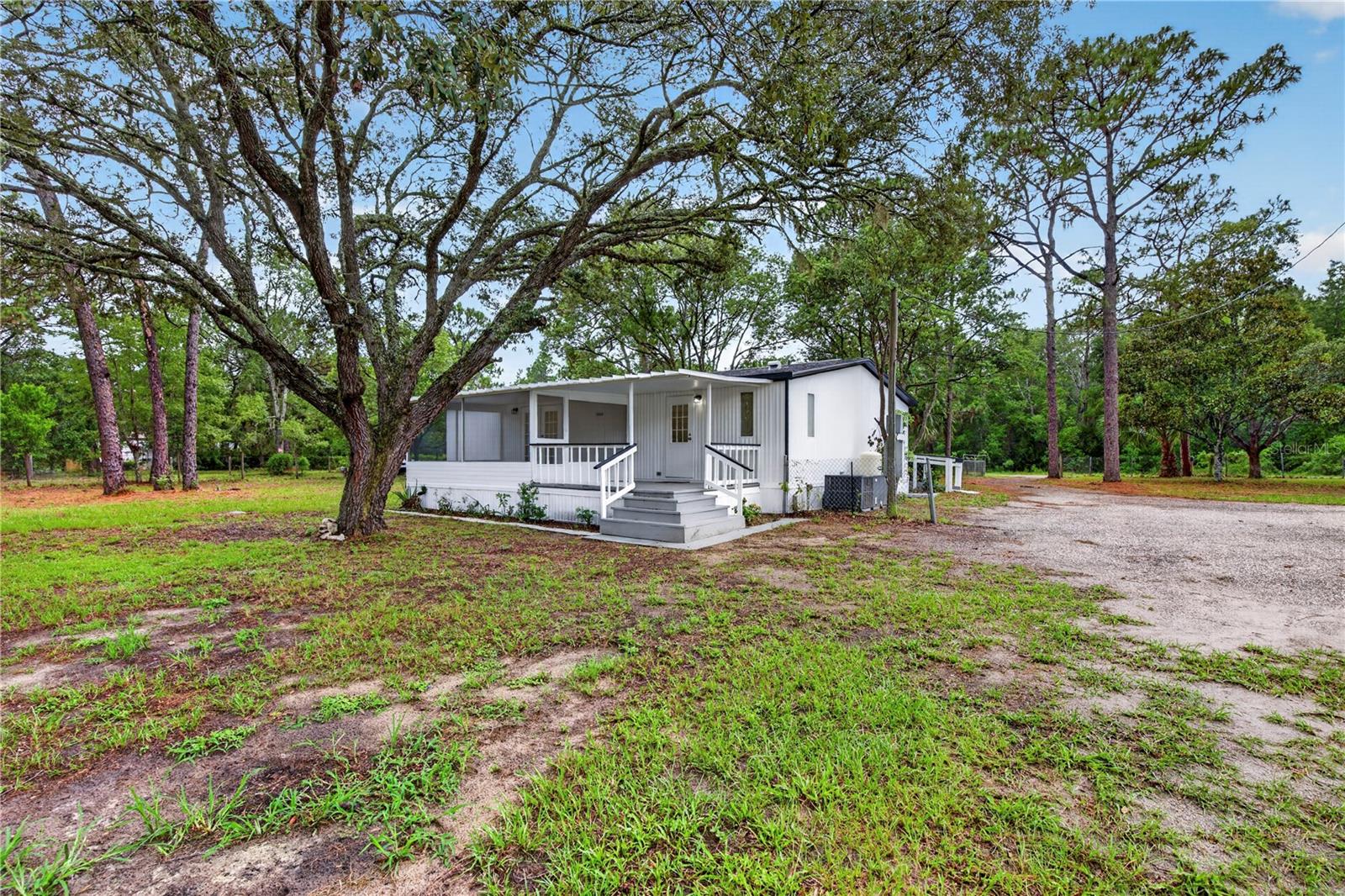 17544 Galveston St Property Photo 62
