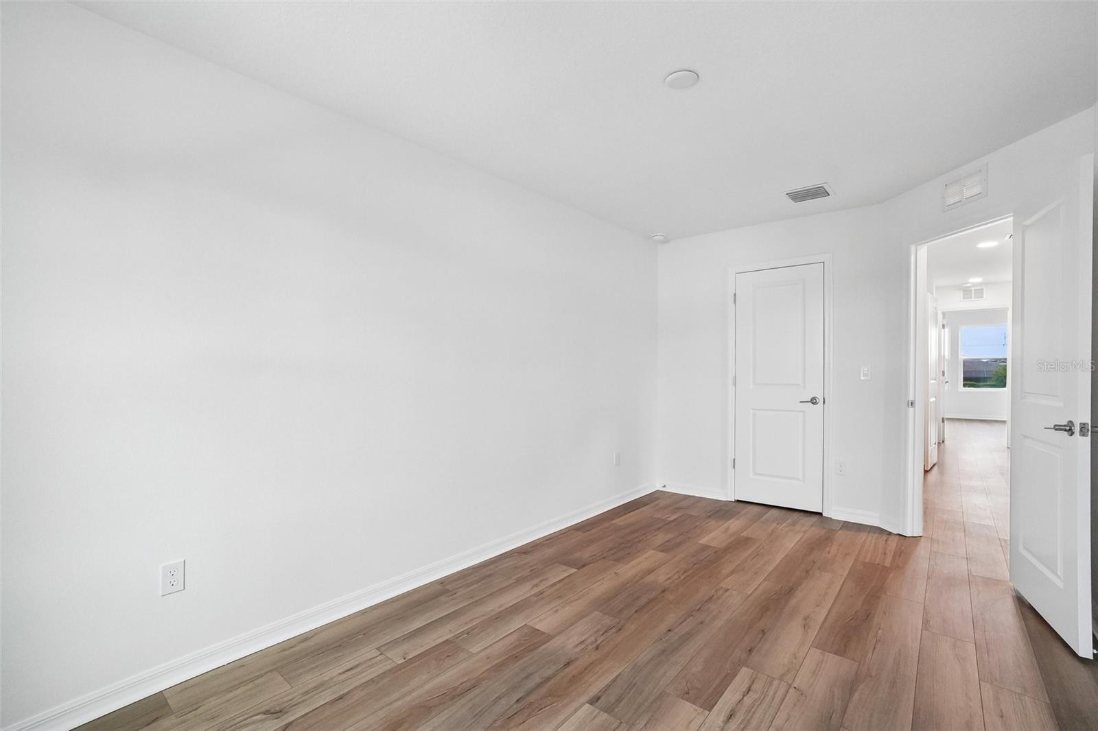 6844 Holcombe Down Dr Property Photo 28