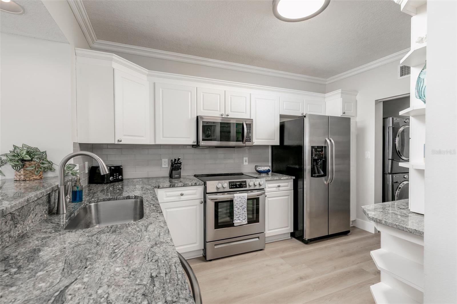 16450 Gulf Blvd #762 Property Photo 11
