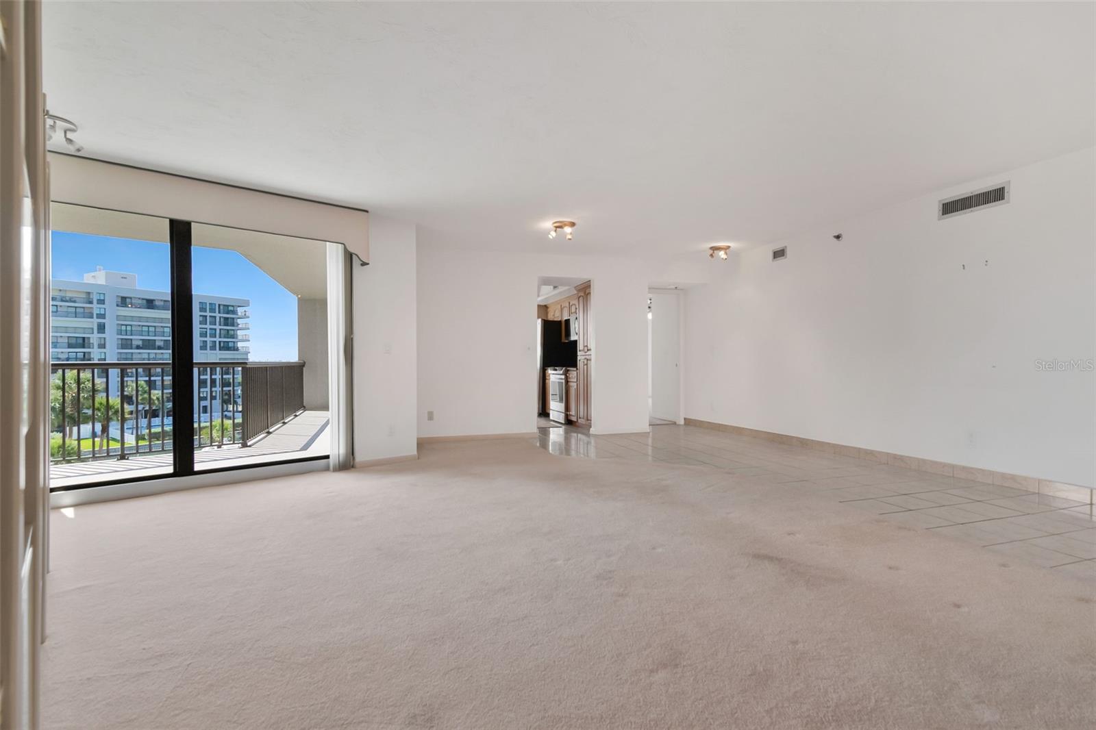 1660 Gulf Blvd #407 Property Photo 9