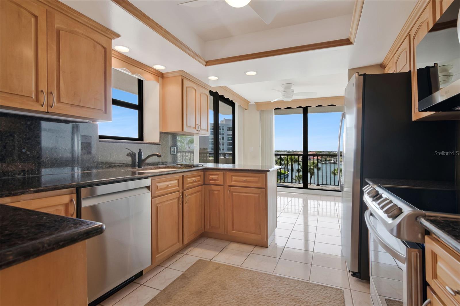1660 Gulf Blvd #407 Property Photo 11