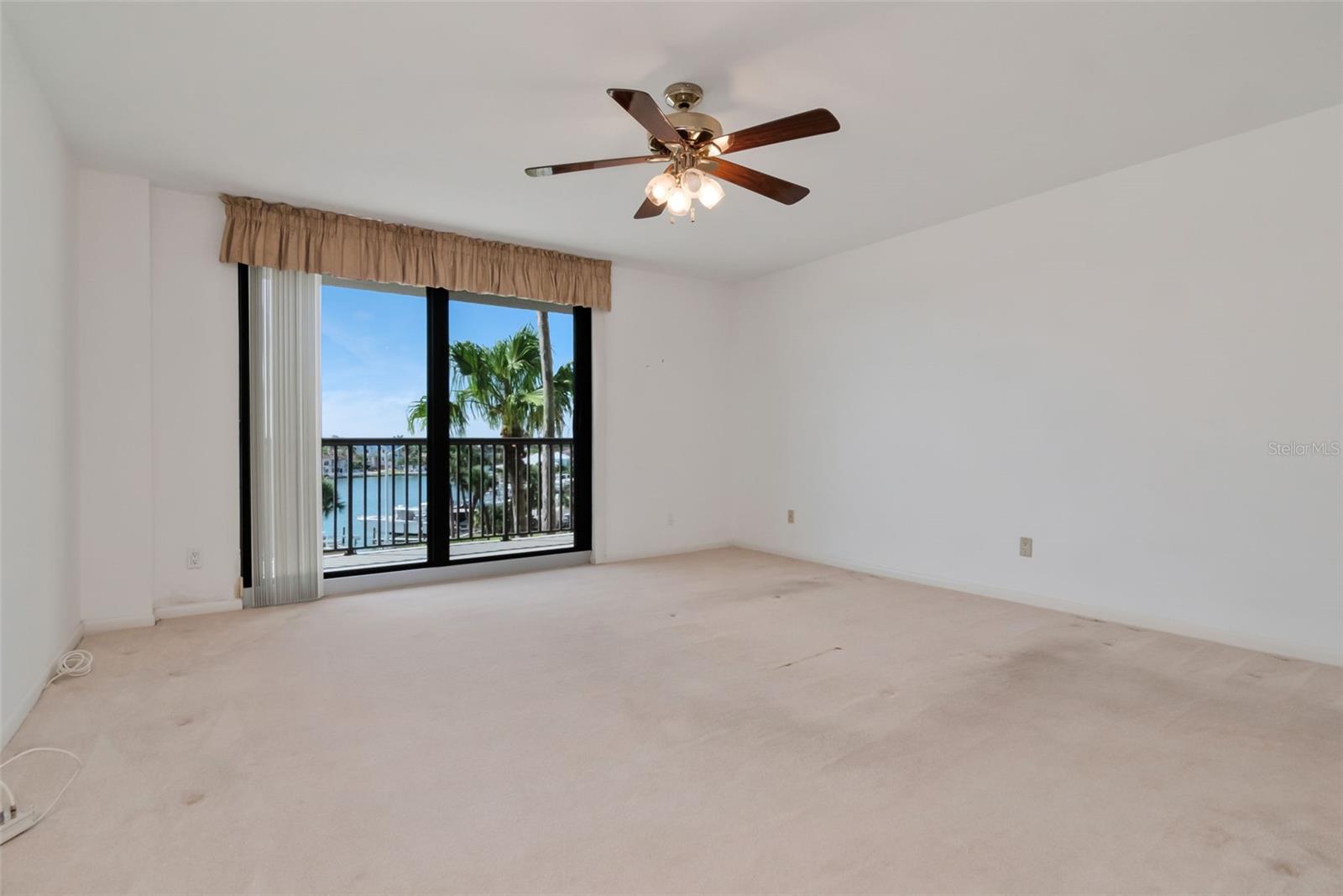 1660 Gulf Blvd #407 Property Photo 17