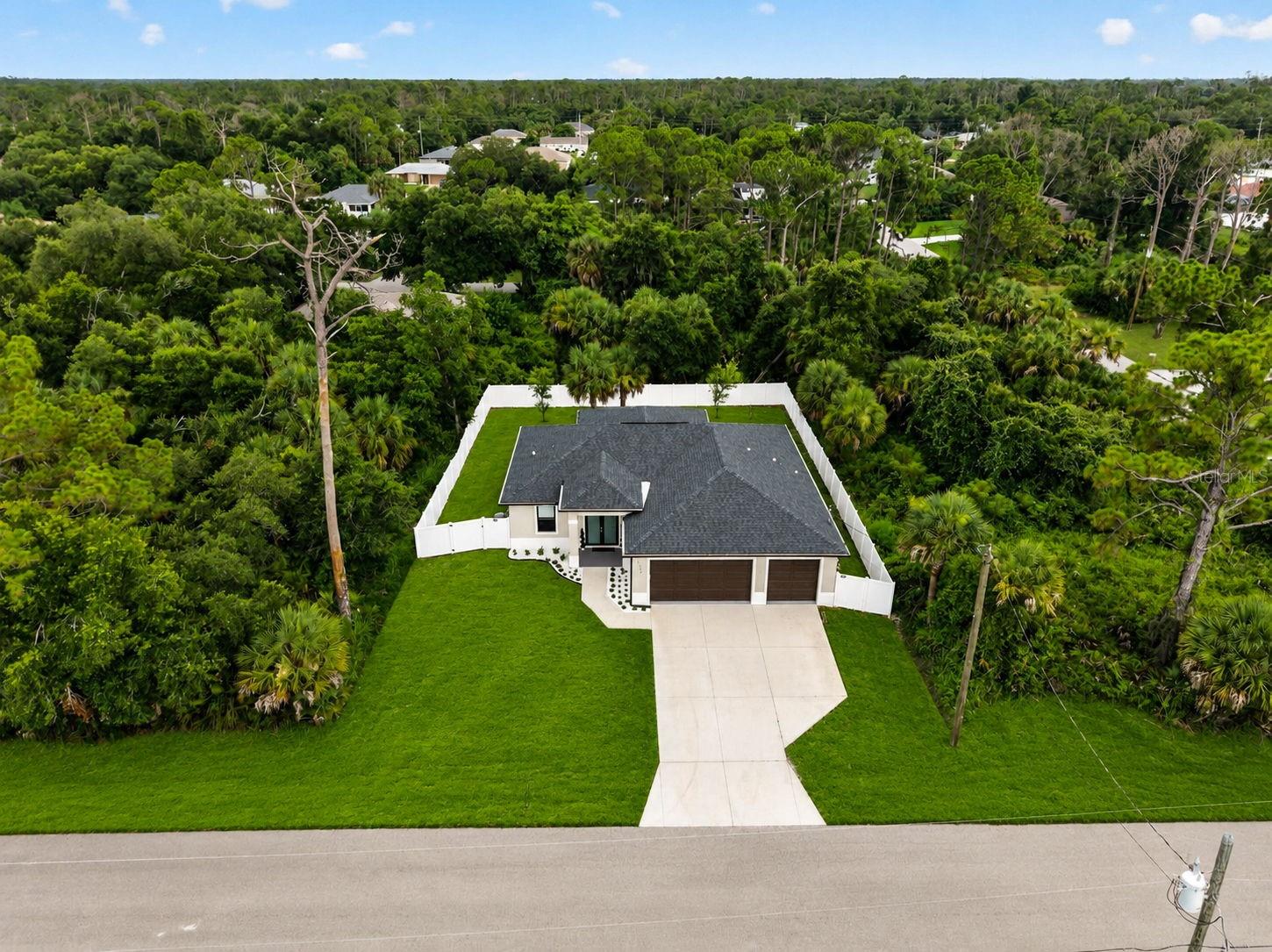 3772 Parkins Ter Property Photo 3