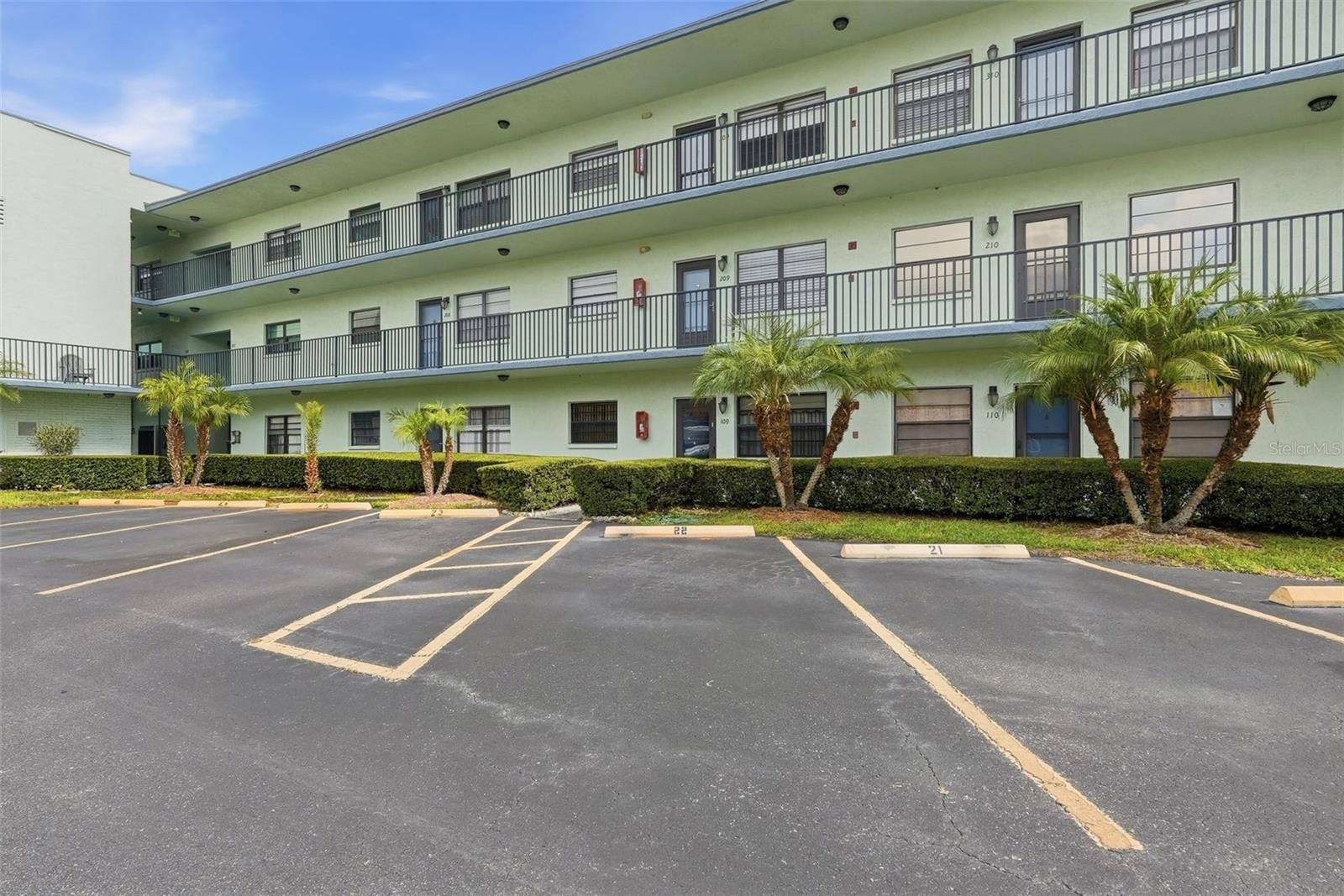 5973 Terrace Park Dr N #109 Property Photo 1