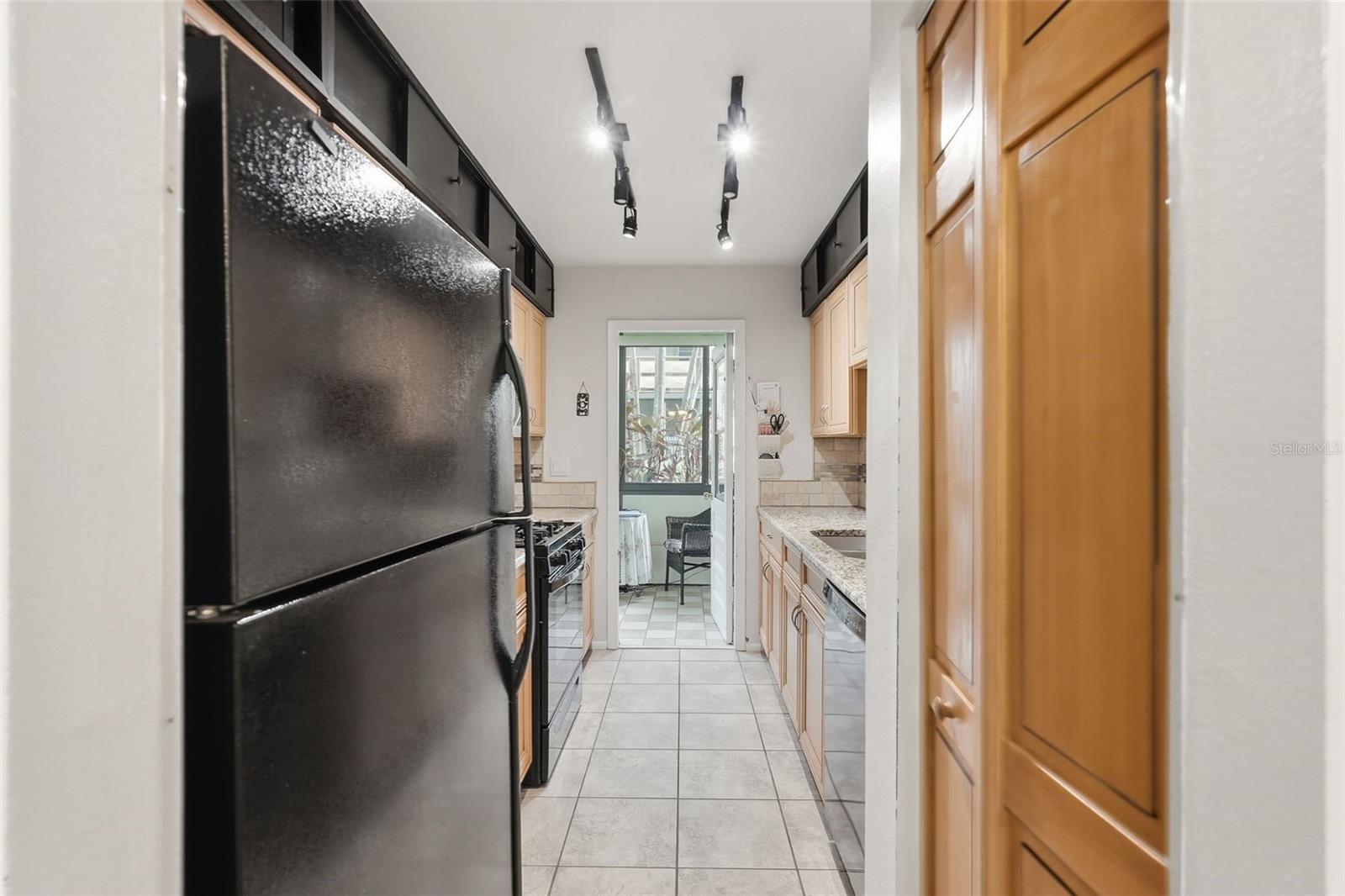 5973 Terrace Park Dr N #109 Property Photo 12