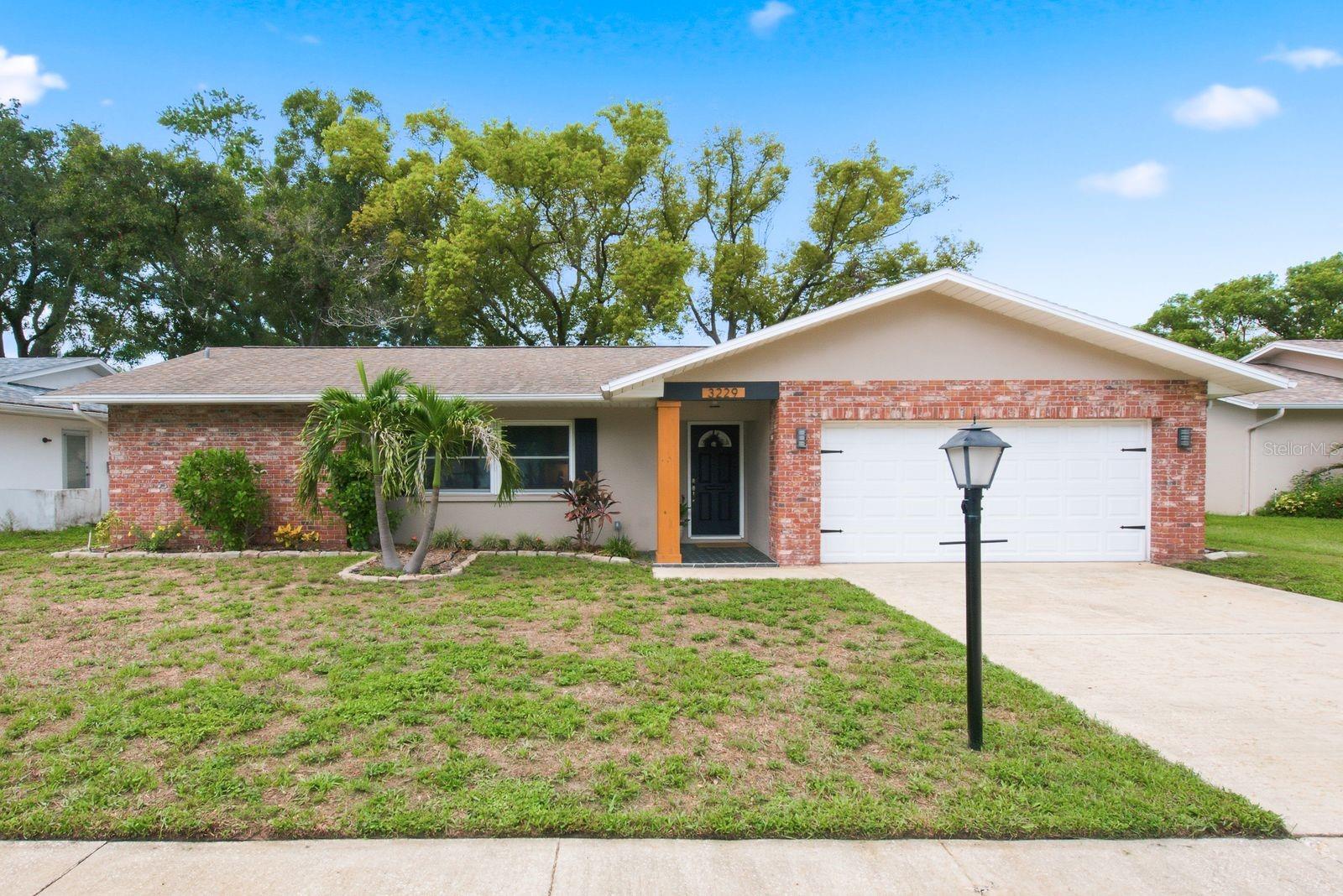3229 Spanish Moss Ln Property Photo 1