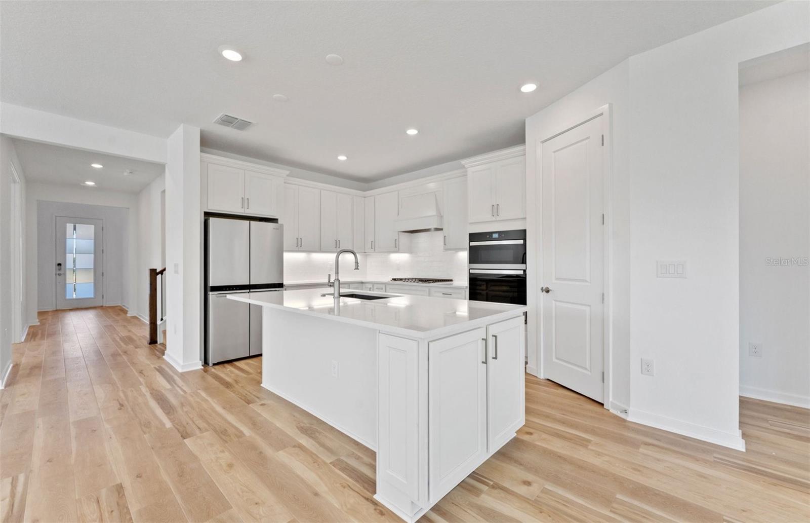 13630 Brookside Haven St Property Photo 3