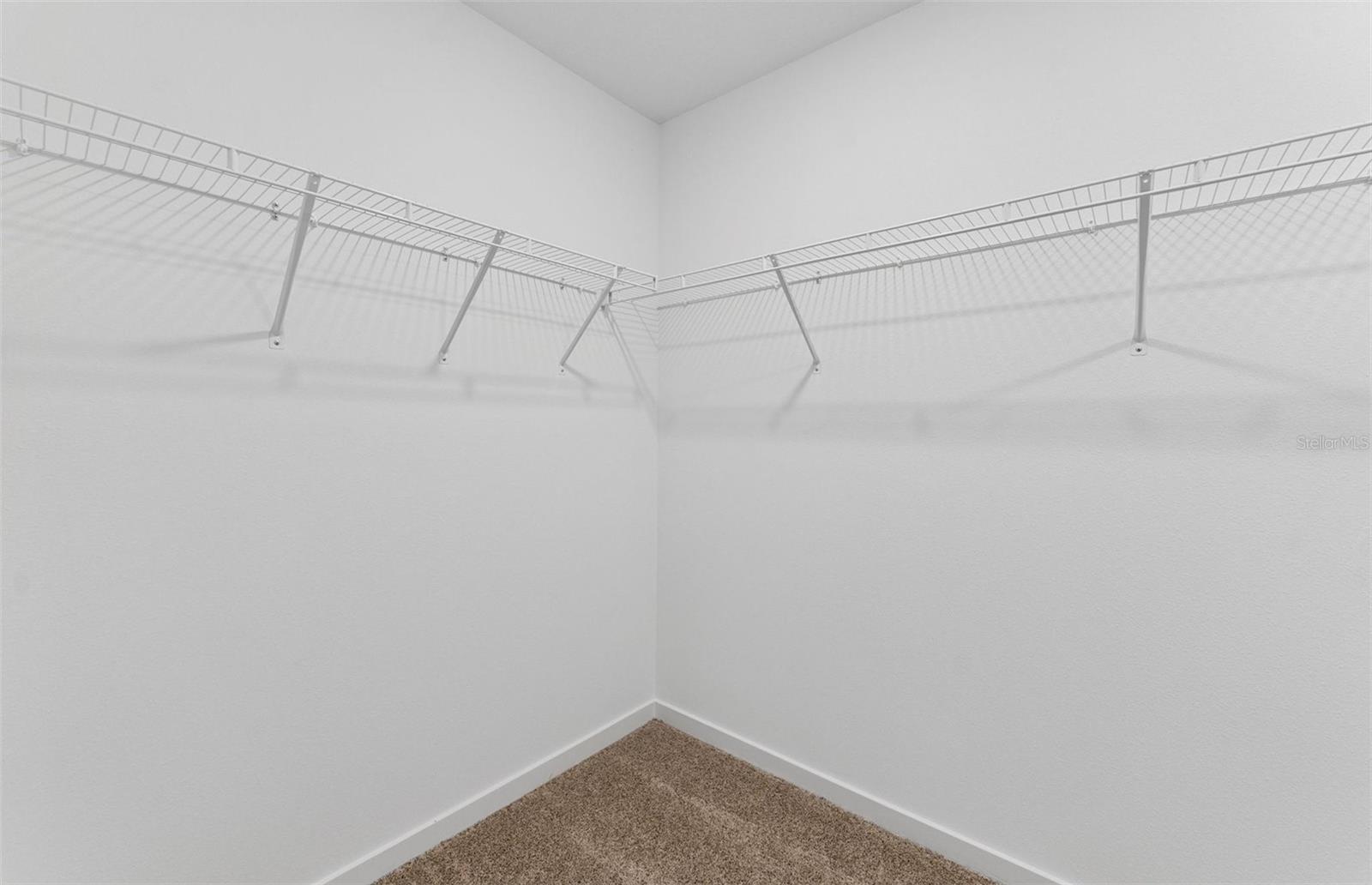 9740 Crescent Moon Dr Property Photo 15
