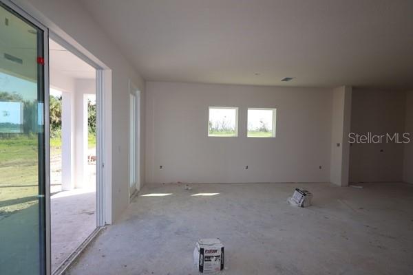 11808 Full Moon Loop Property Photo 10