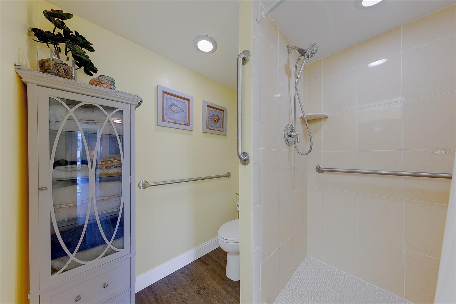 1460 Gulf Blvd #305 Property Photo 21