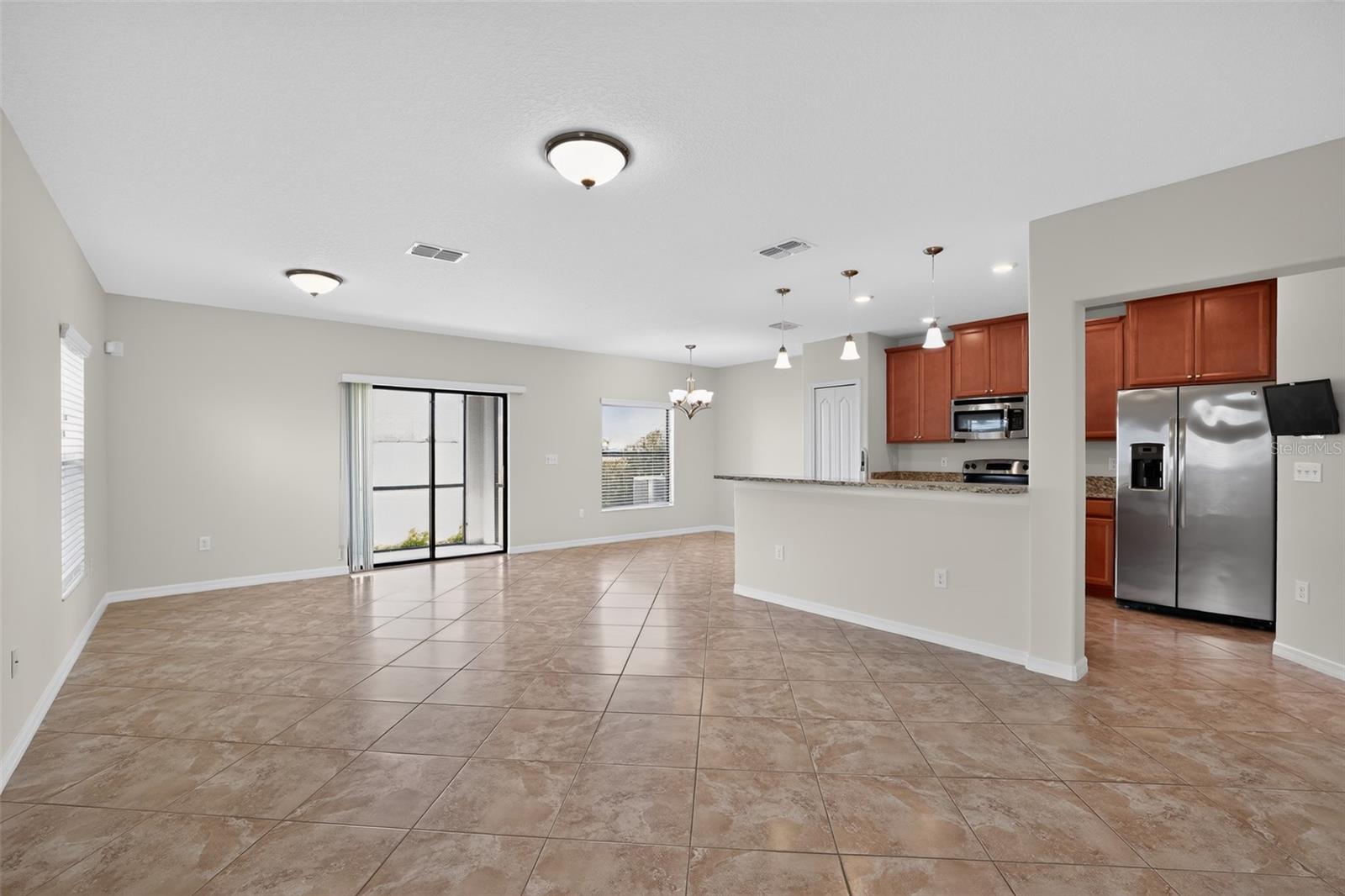 10105 Newminster Loop Property Photo 4