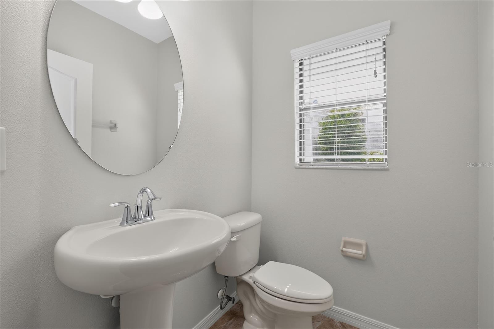 10105 Newminster Loop Property Photo 8
