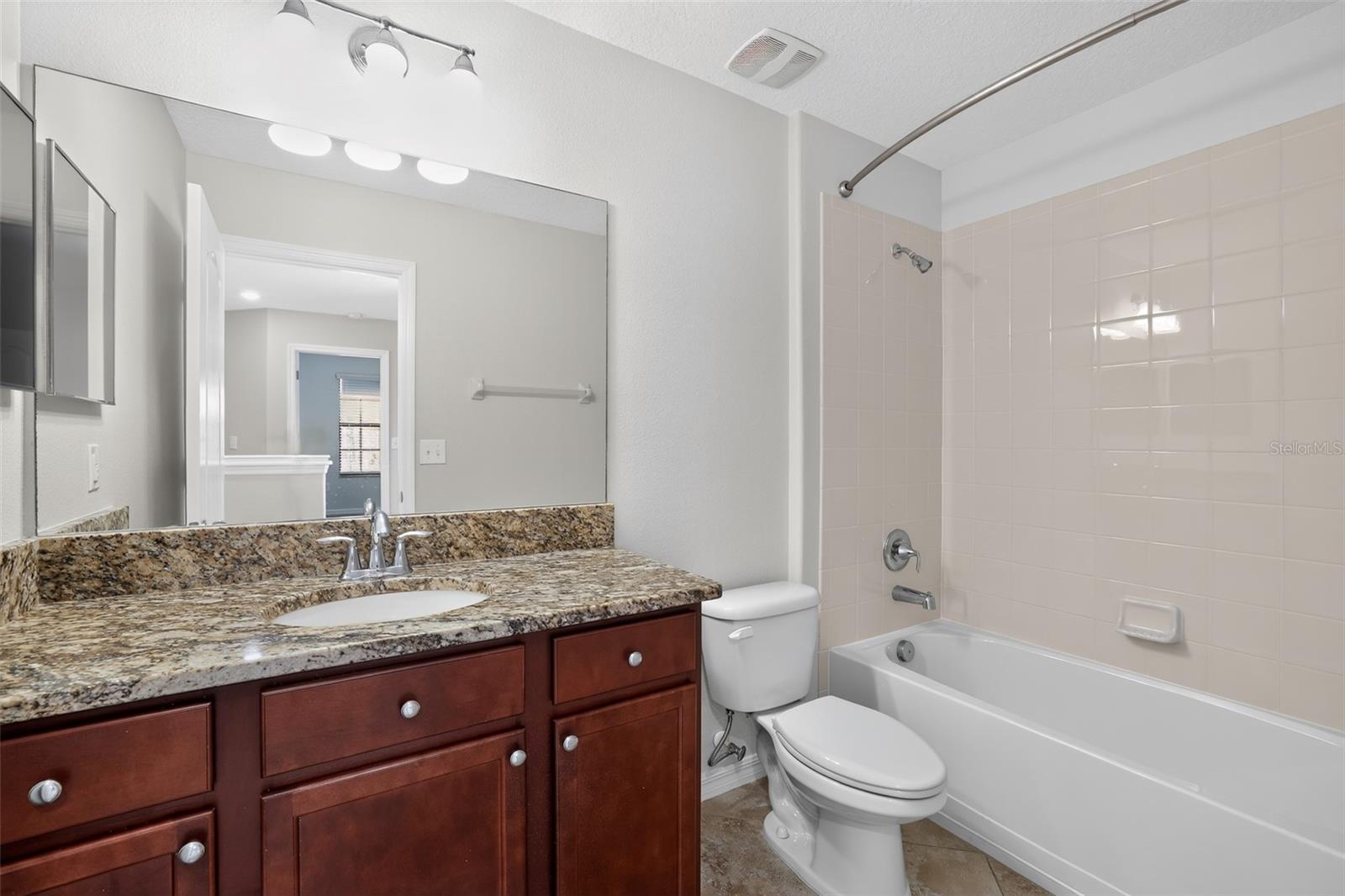 10105 Newminster Loop Property Photo 9